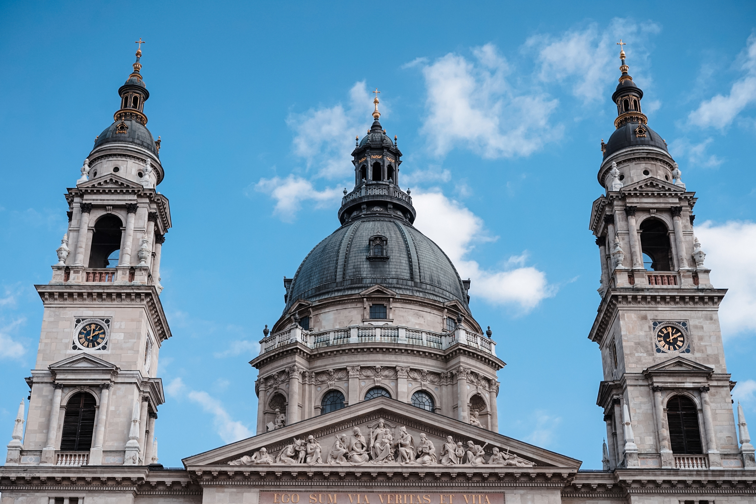Hungary. Photograph and videograph in Israel