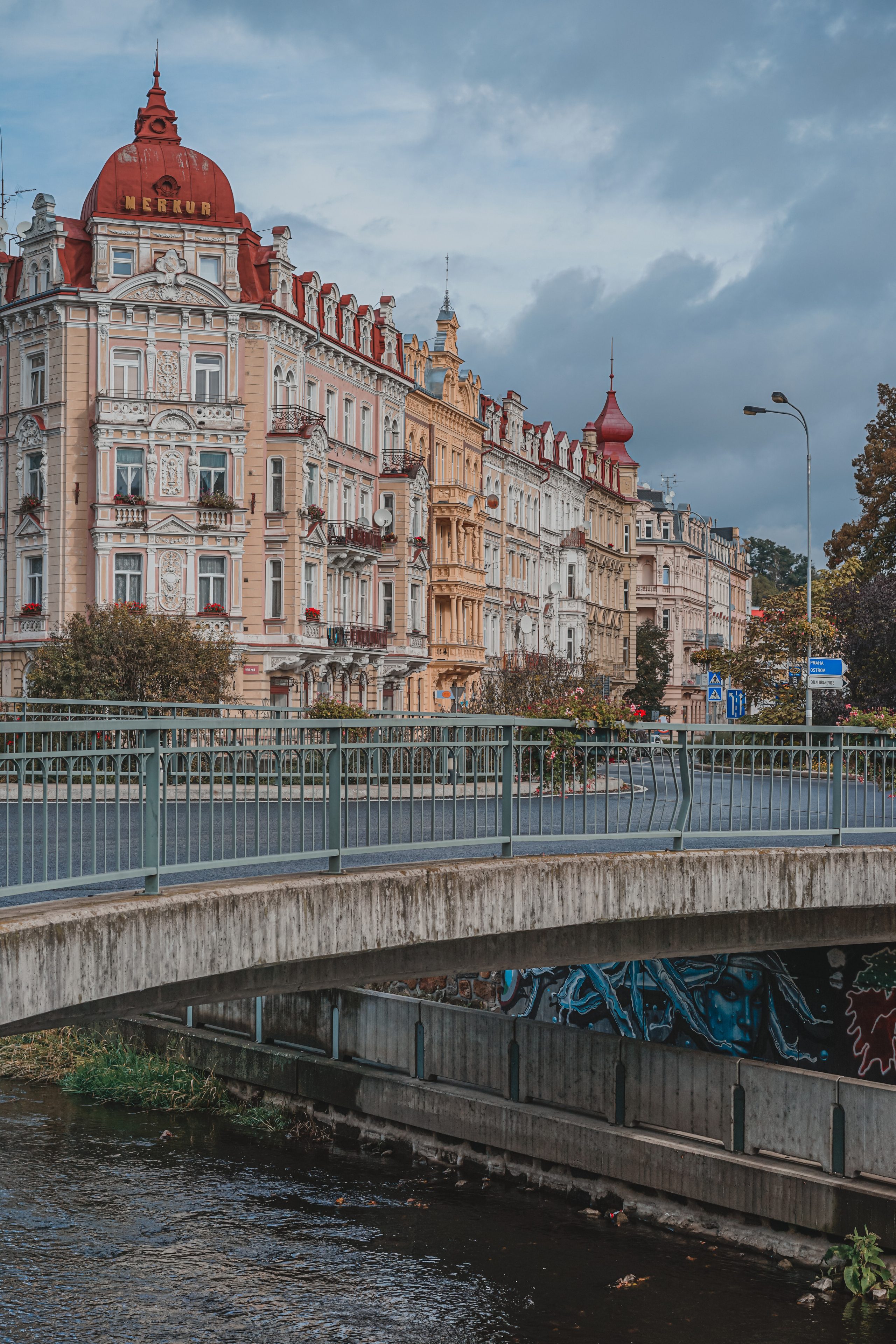Czech. Фотограф и видеограф в Израиле Соня Скай