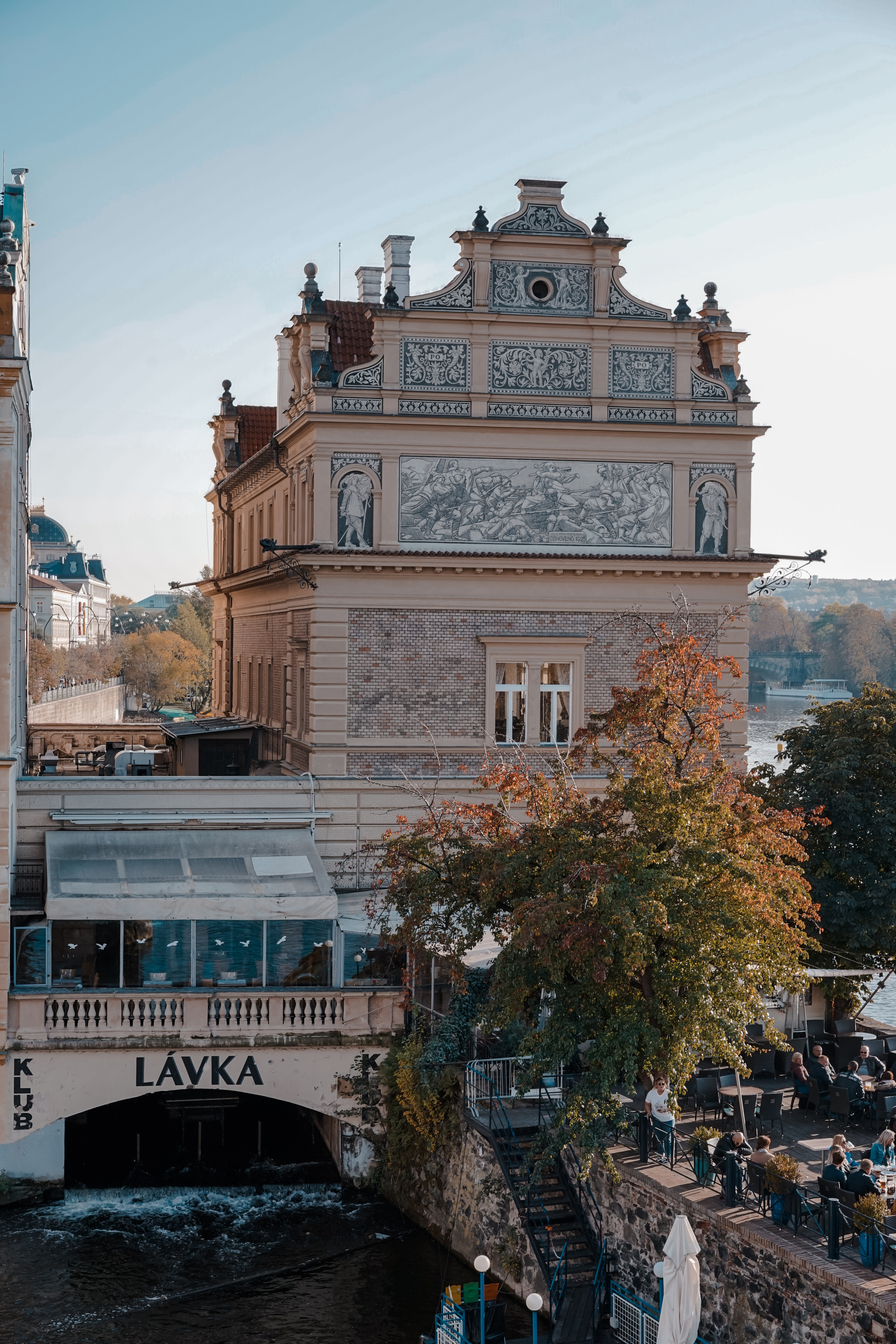 Czech. Фотограф и видеограф в Израиле Соня Скай