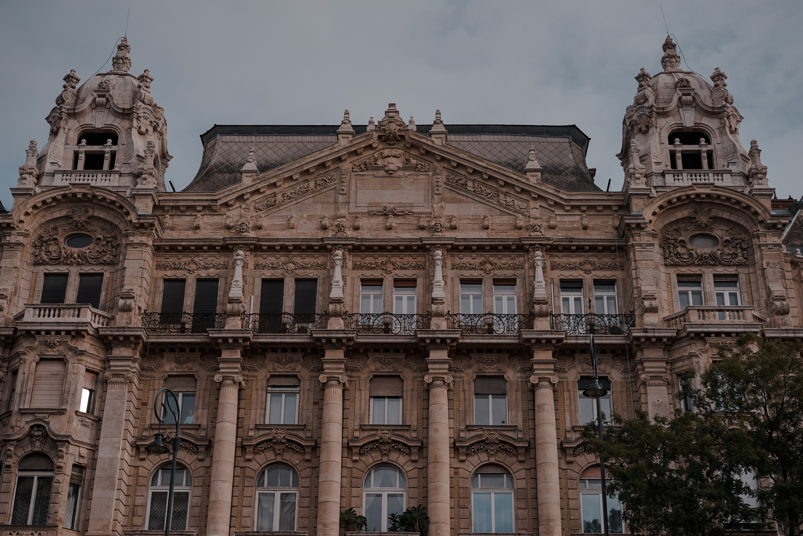 Hungary. Photograph and videograph in Israel