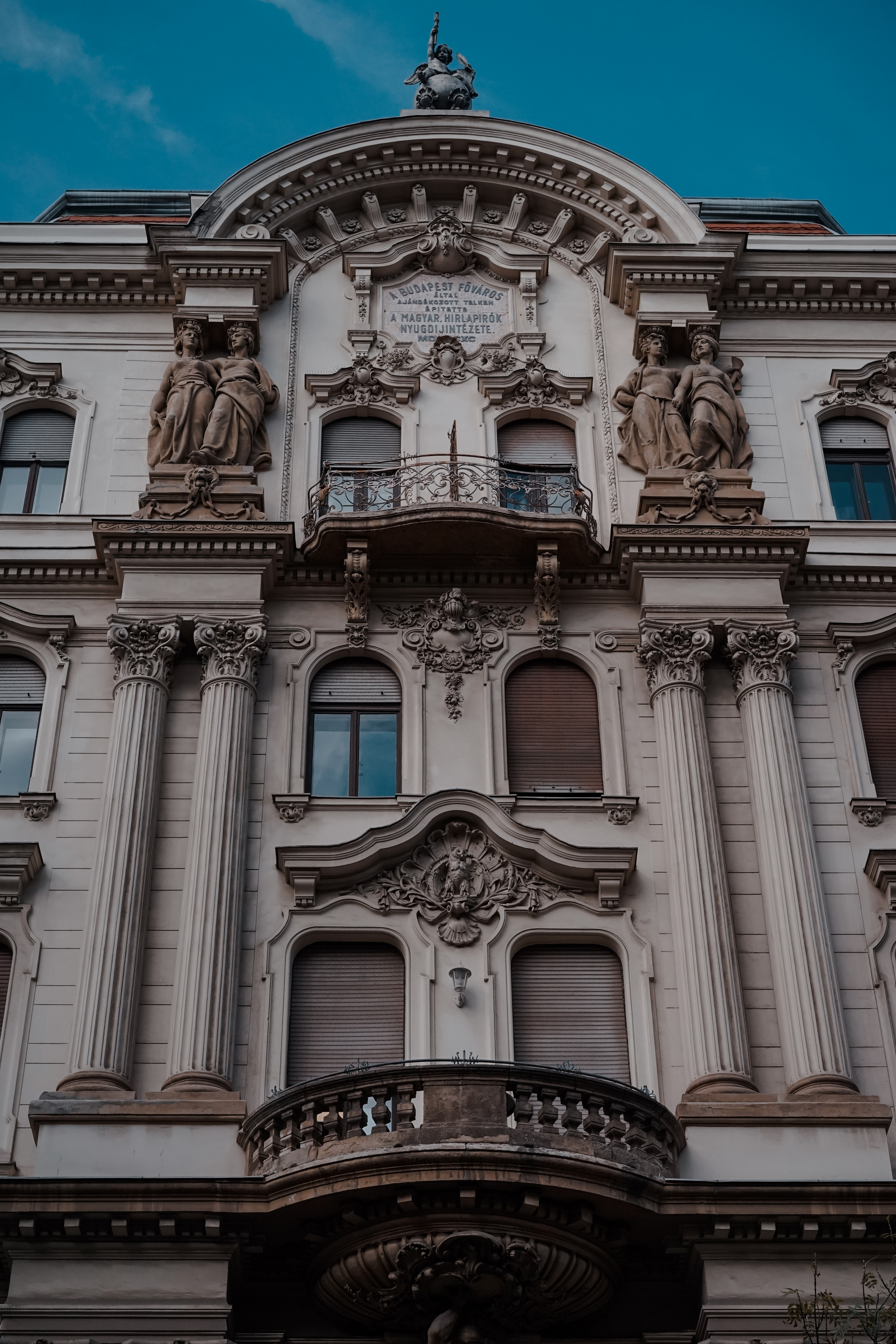 Hungary. Photograph and videograph in Israel