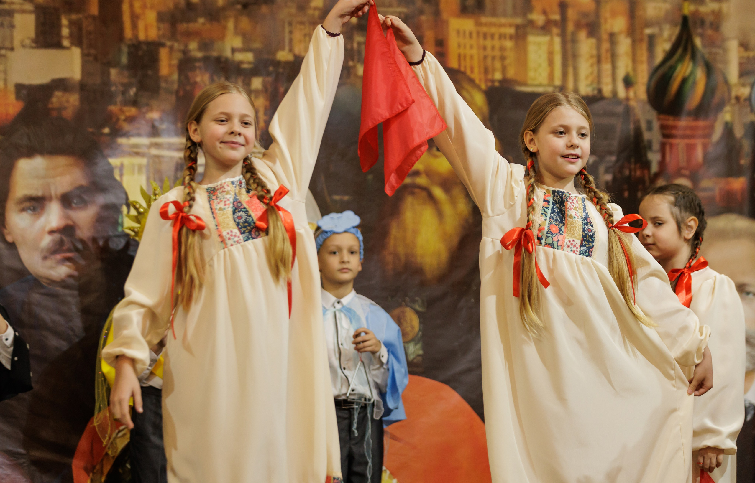 Жемчужинка гимназии 80 — 2025. Фотограф в Нижнем Новгороде, Дзержинске Олеся Хозяева