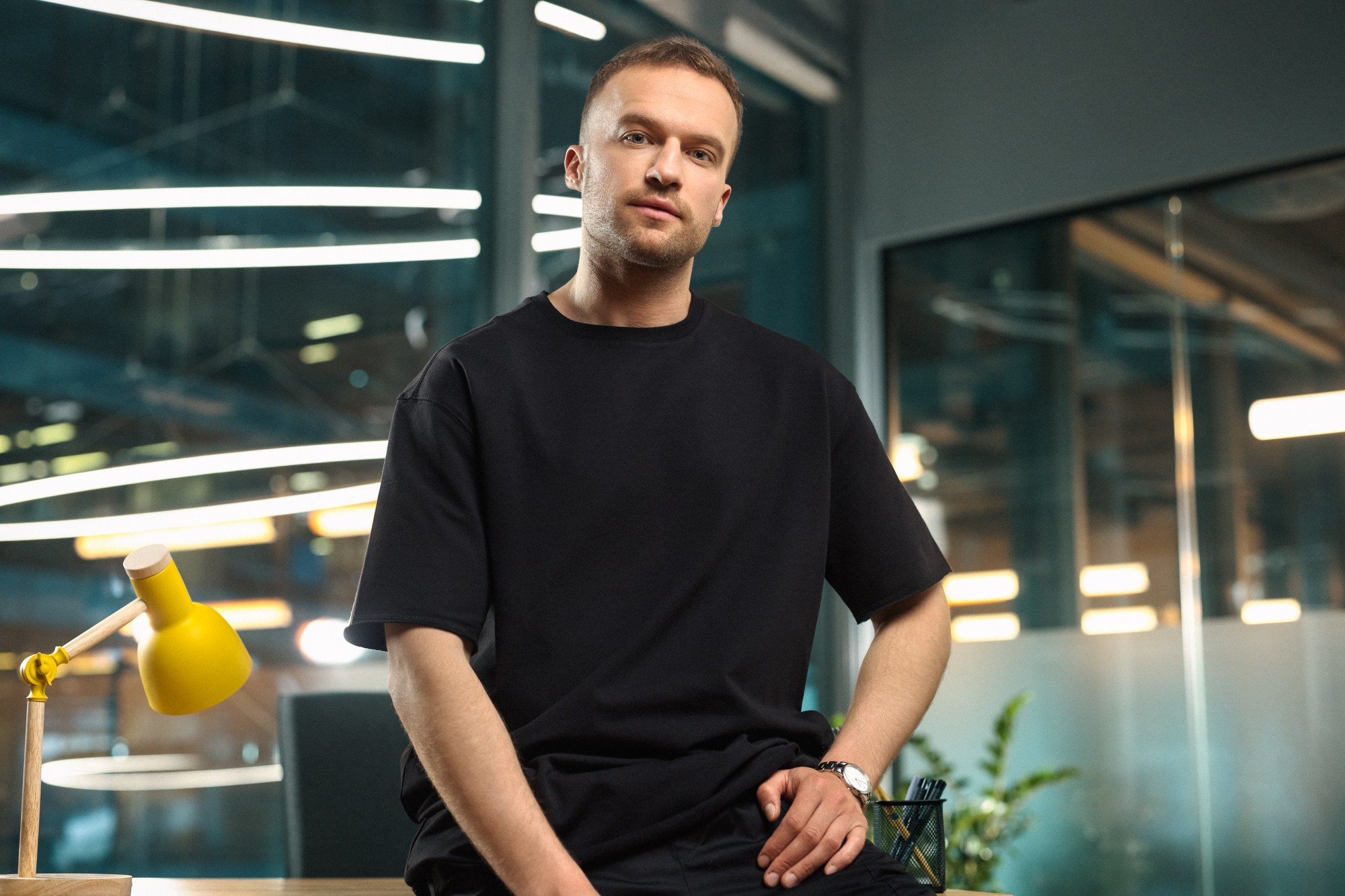 Имиджевая съёмка для Т-банка. Дима Меткин. Фотограф и режиссер (Москва)