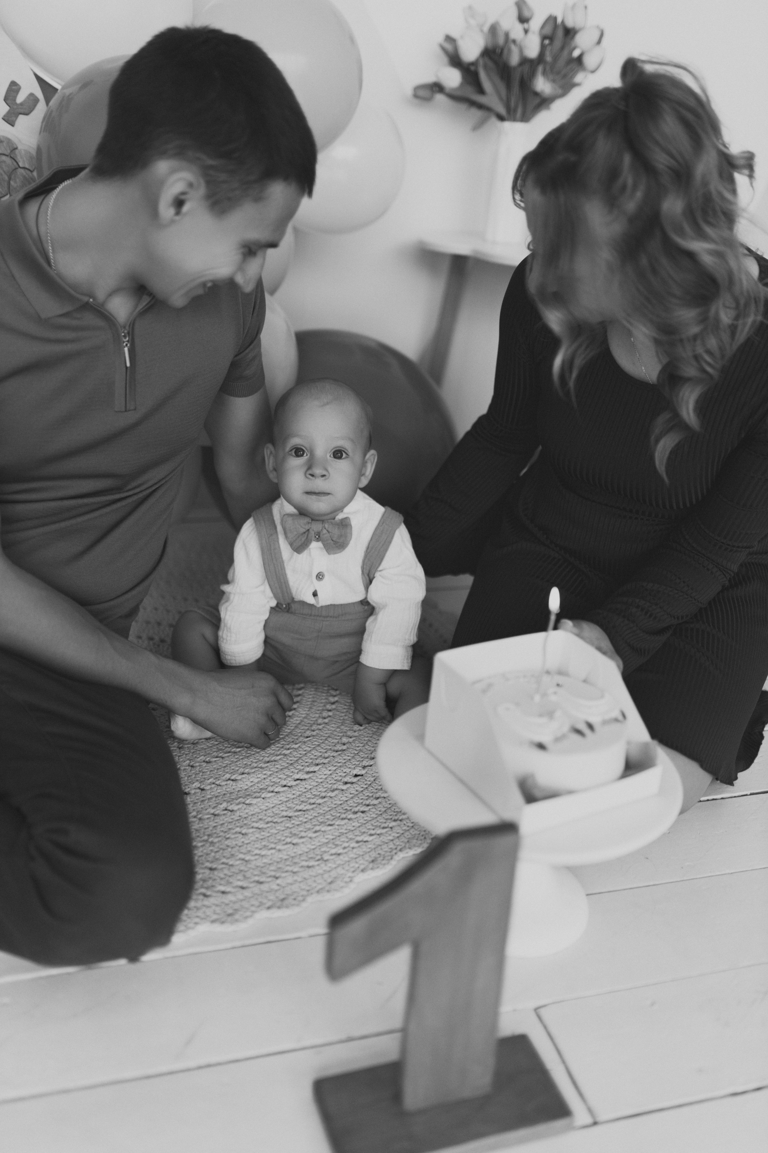 Семейная фотосессия в фотостудии. Алина Каравайцева. Фотограф в городе Барнаул