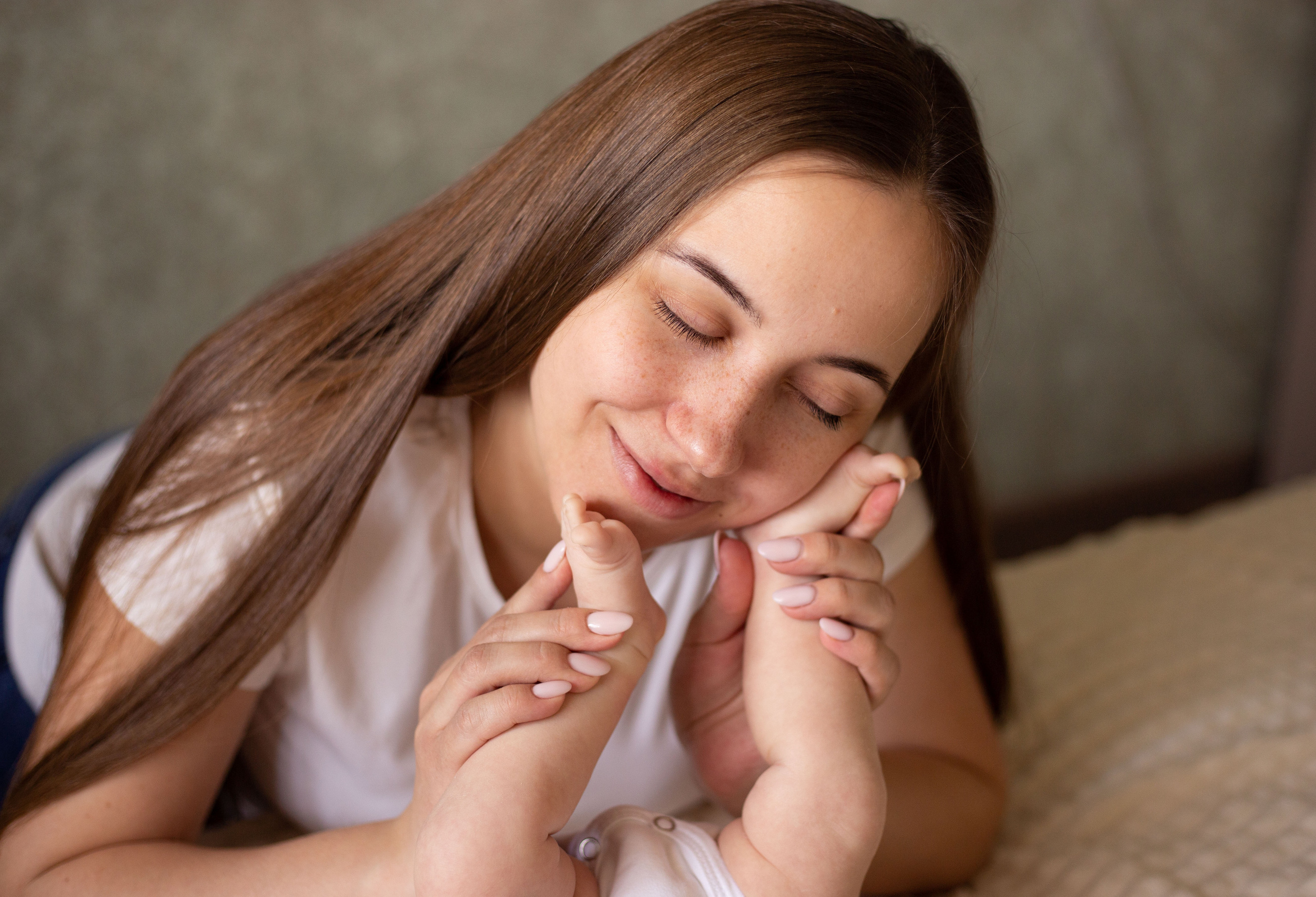 Newborn lifestyle. Фотограф беременных и новорождённых в Краснодаре