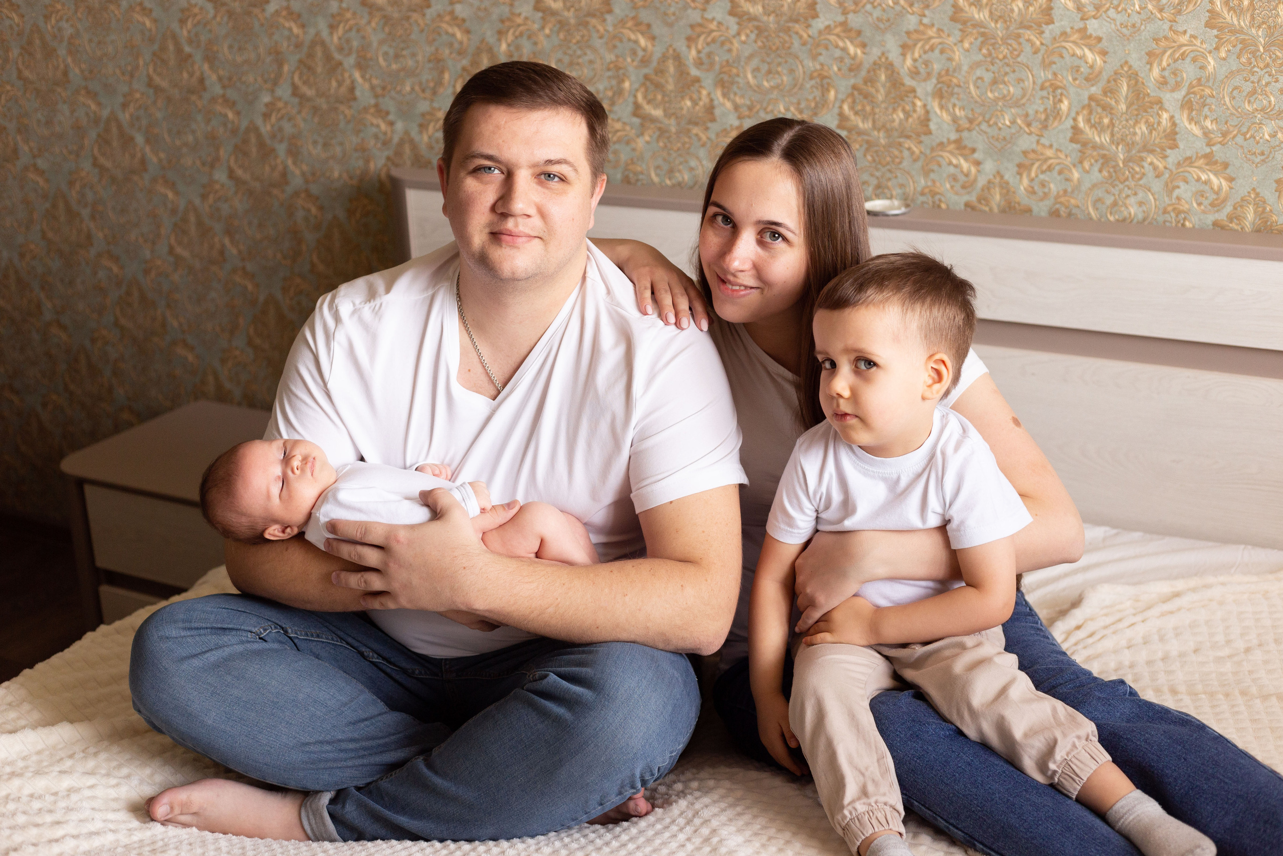Newborn lifestyle. Фотограф беременных и новорождённых в Краснодаре