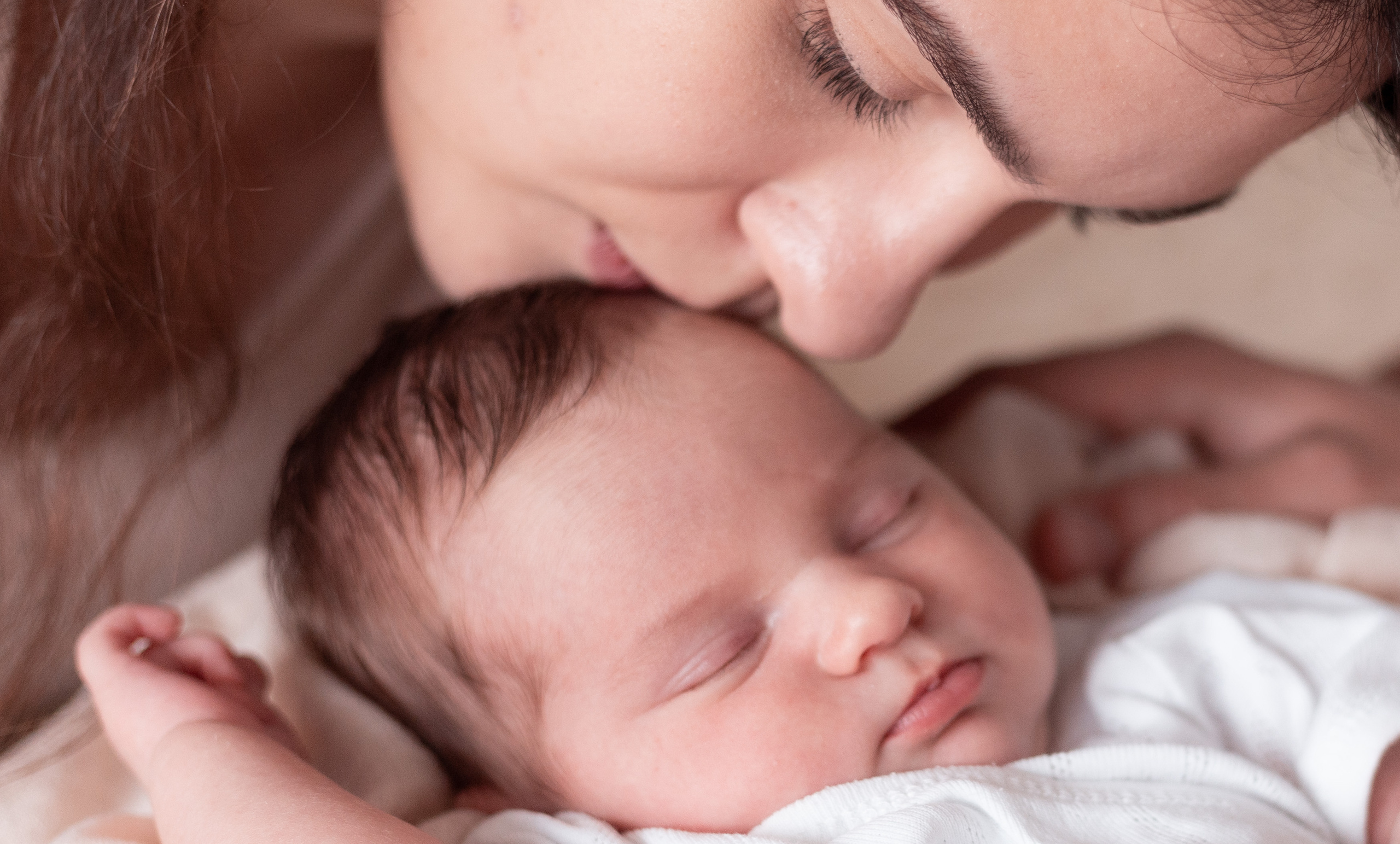 Newborn lifestyle. Фотограф беременных и новорождённых в Краснодаре