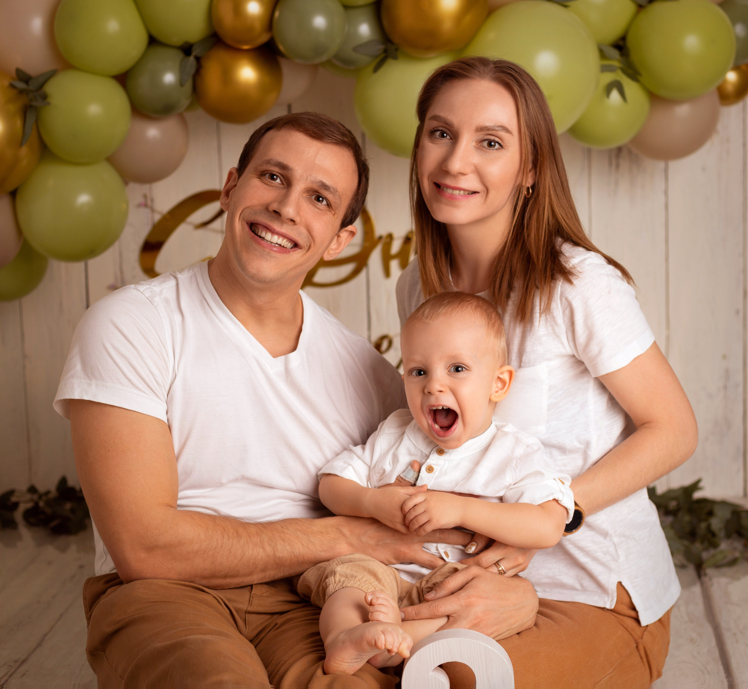 Годовасие «Под ключ». Фотограф беременных и новорождённых в Краснодаре