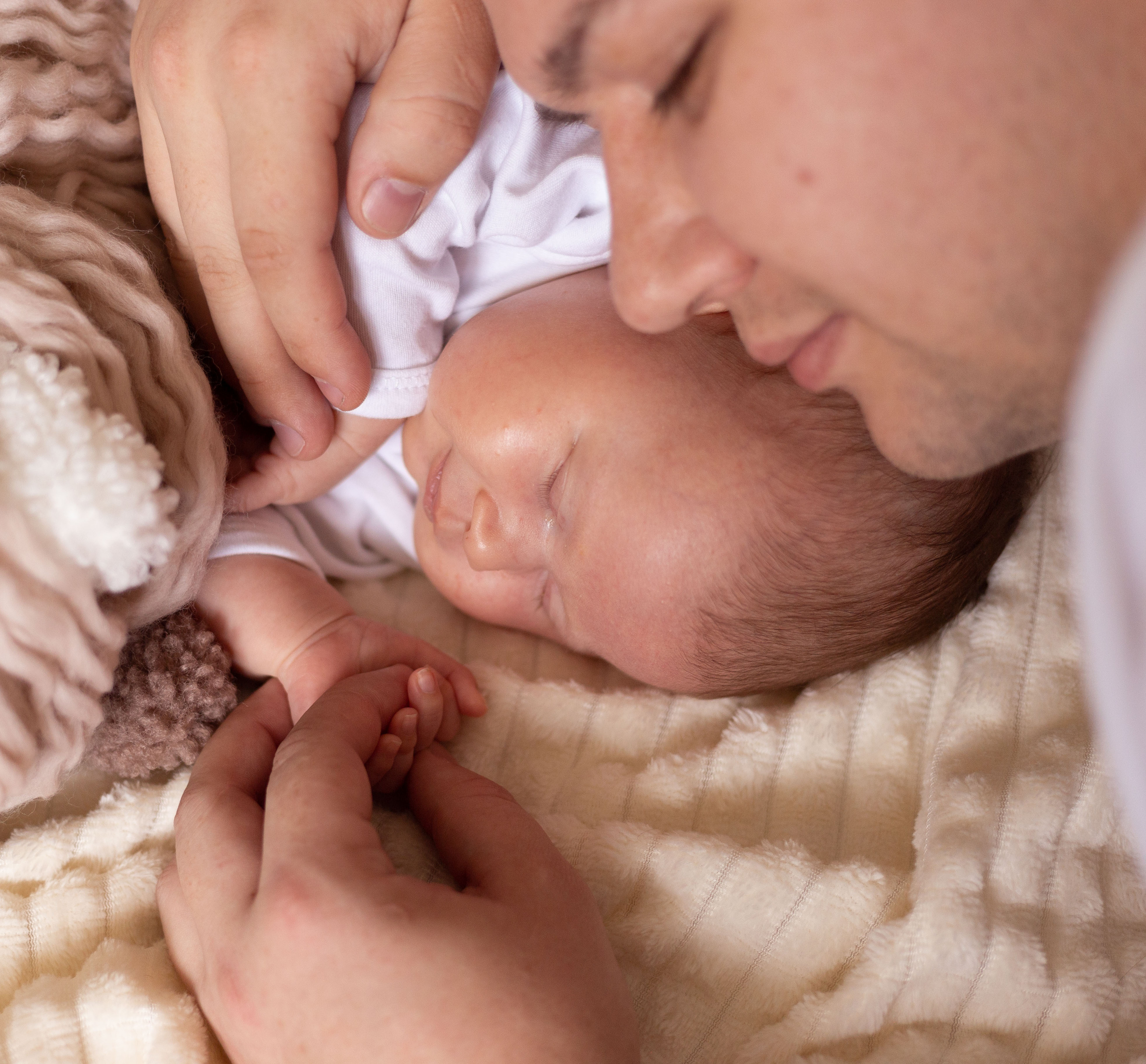 Newborn lifestyle. Фотограф беременных и новорождённых в Краснодаре