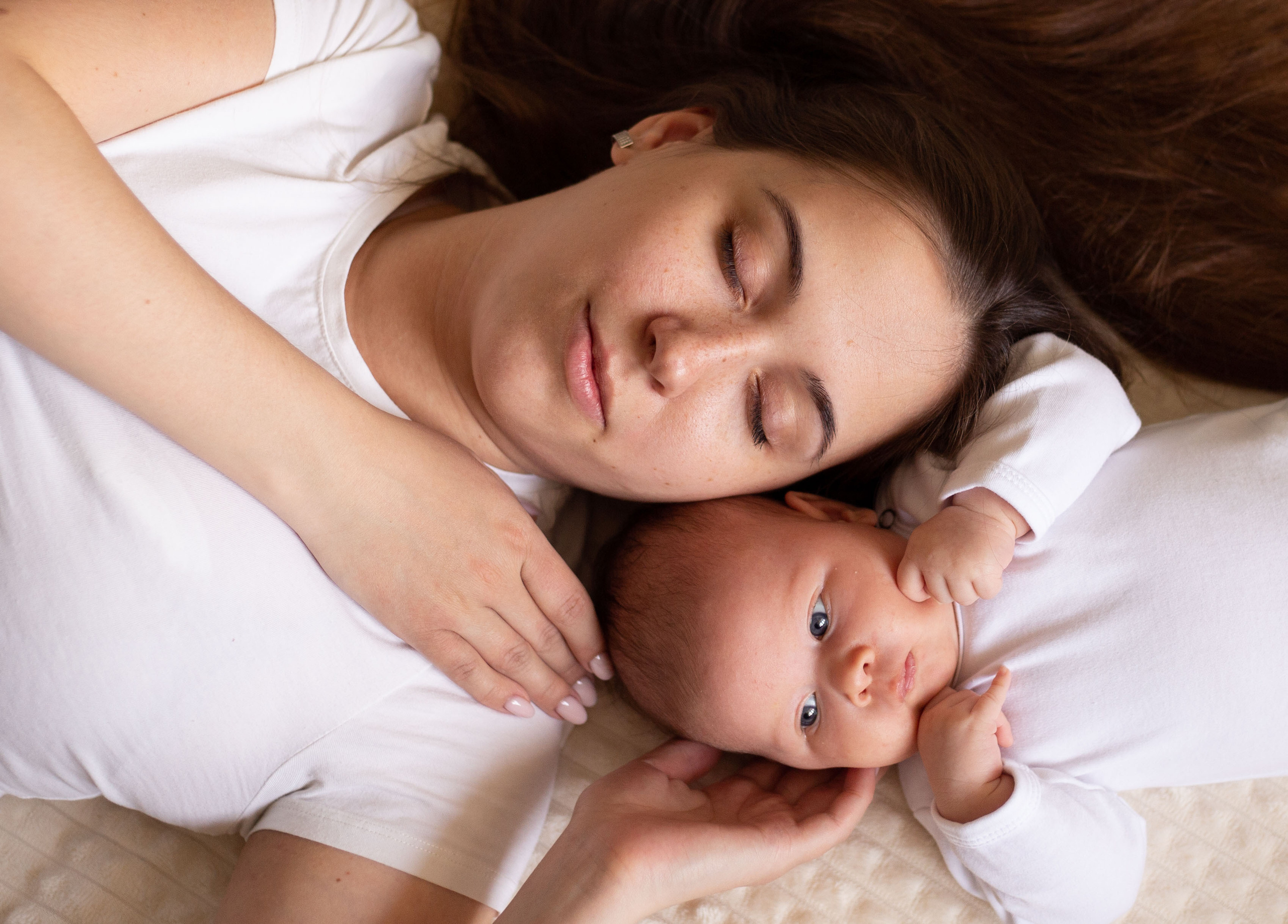 Newborn lifestyle. Фотограф беременных и новорождённых в Краснодаре