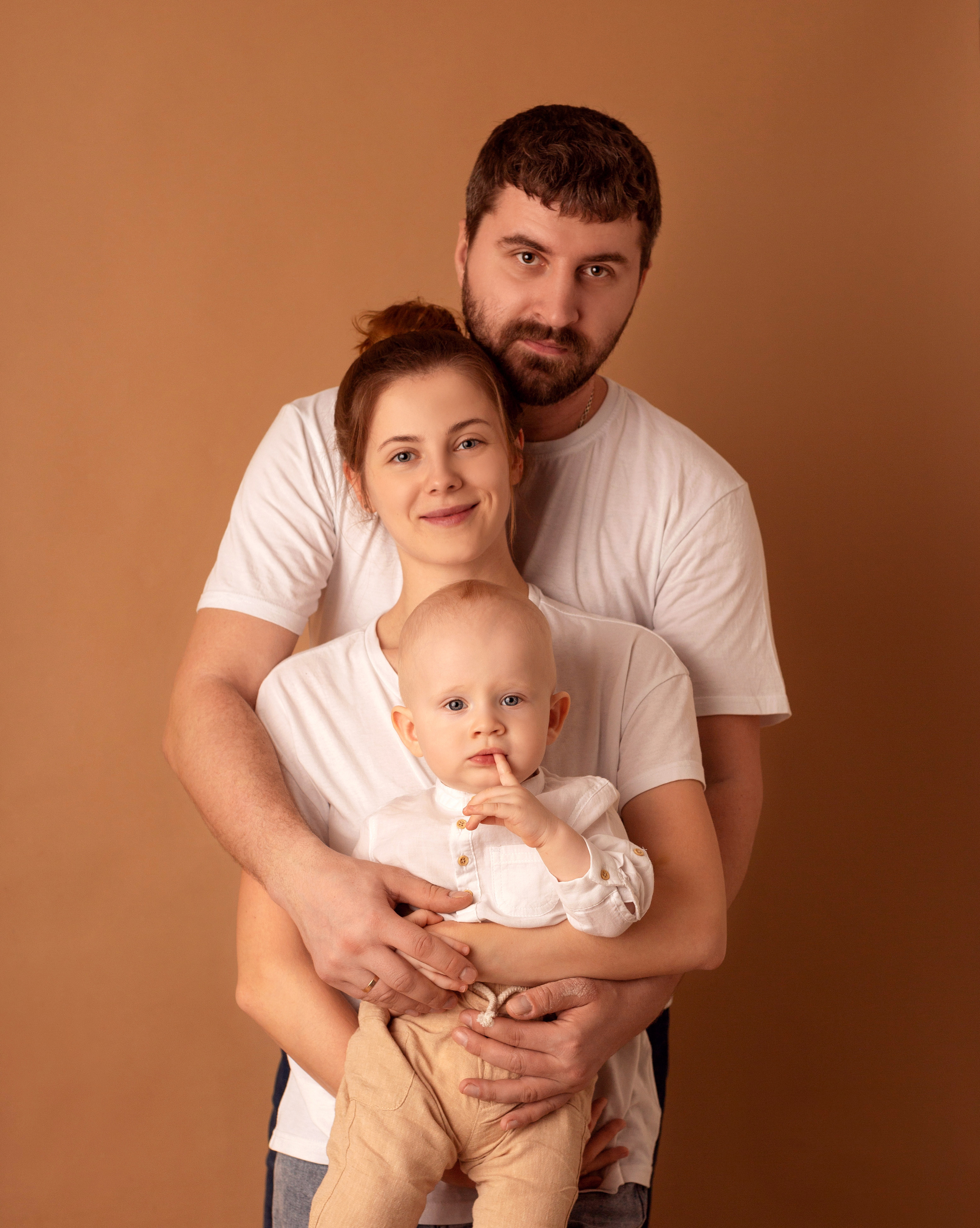 Годовасие «Минимализм». Фотограф беременных и новорождённых в Краснодаре