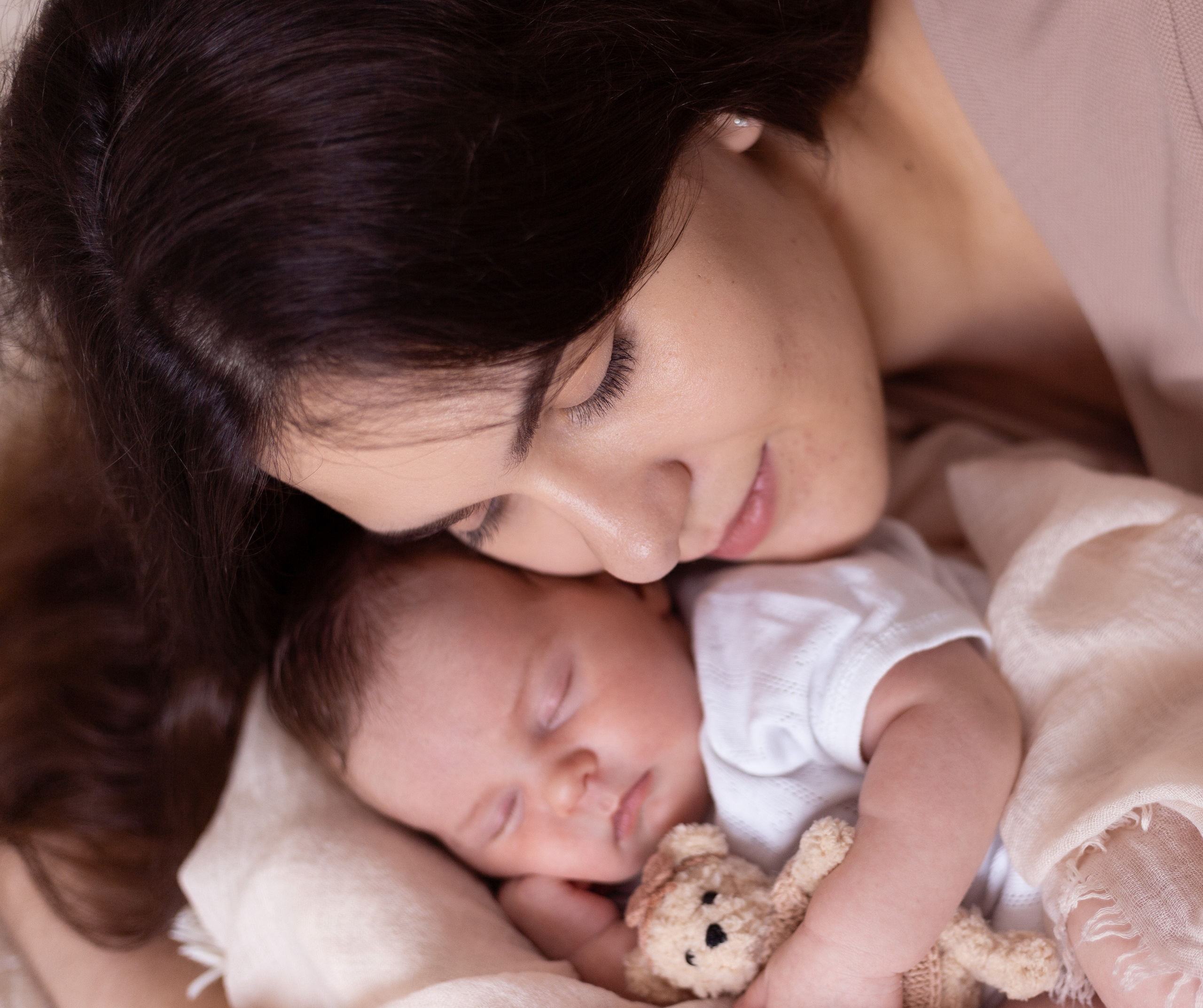 Newborn lifestyle. Фотограф беременных и новорождённых в Краснодаре