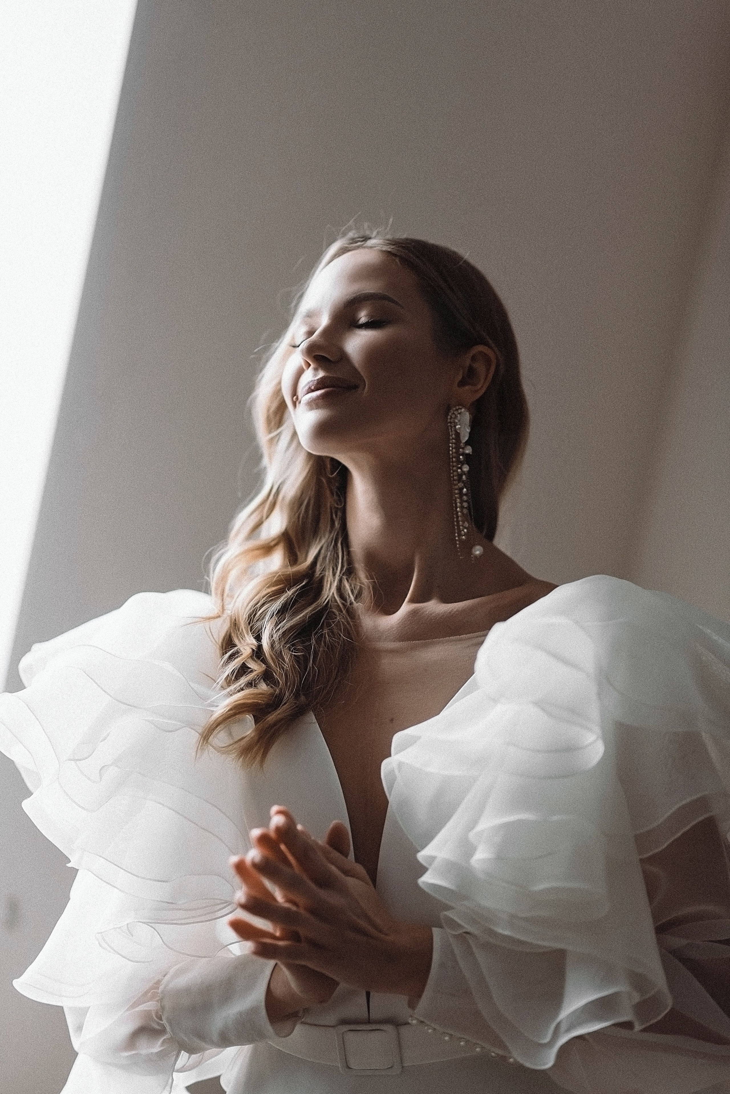 Свадебная фотосессия в отеле RIVIERA SUNRISE RESORT & SPA. Свадебный и семейный фотограф и видеограф, Крым, Москва, Санкт -Петербург