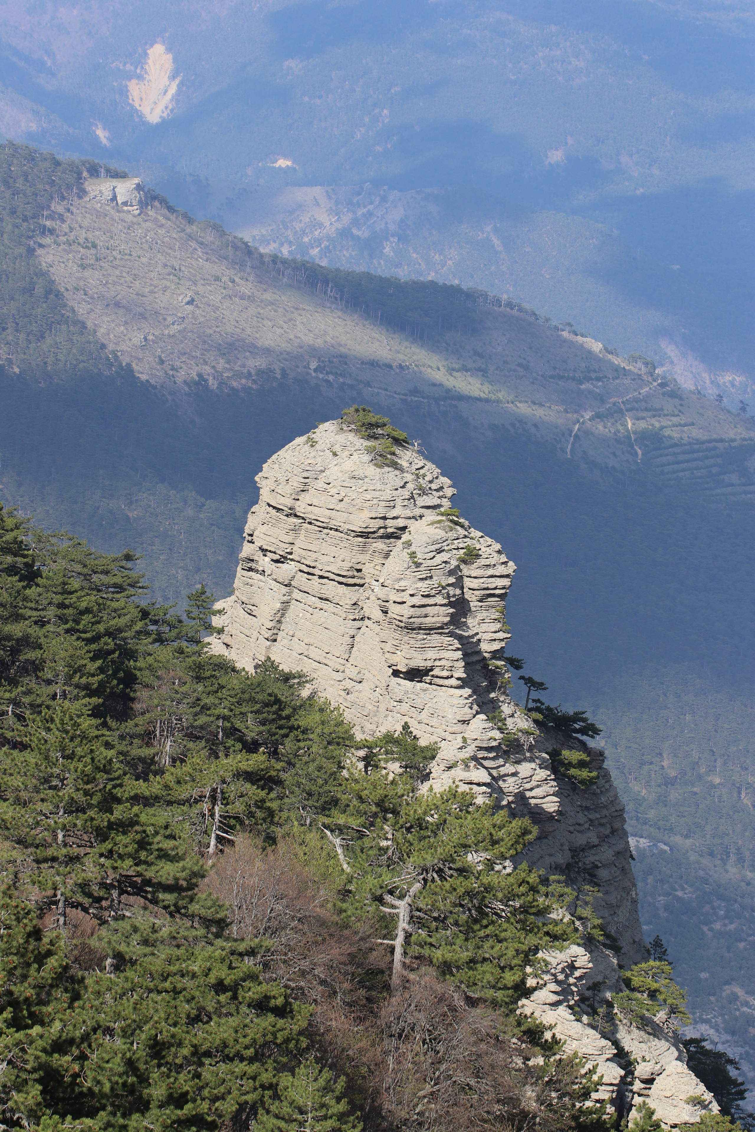 Крым. ЮБК (Бахчисарай, Кастрополь, Таракташская тропа). Май 2021. Путешественник-фотограф из Санкт-Петербурга Татьяна Свистулина