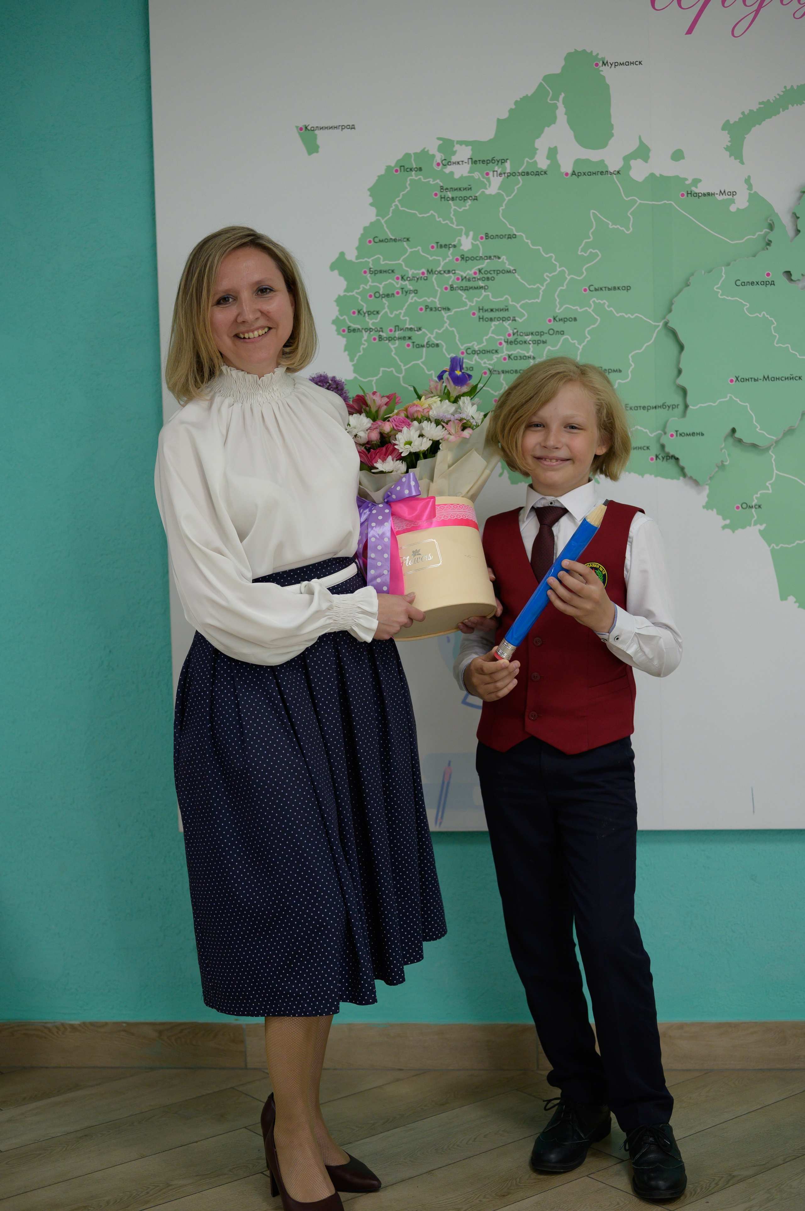 Выпускной 4Б гимназия № 16. Фотограф новорожденных, семейный детский в Тюмени Татьяна Морозова