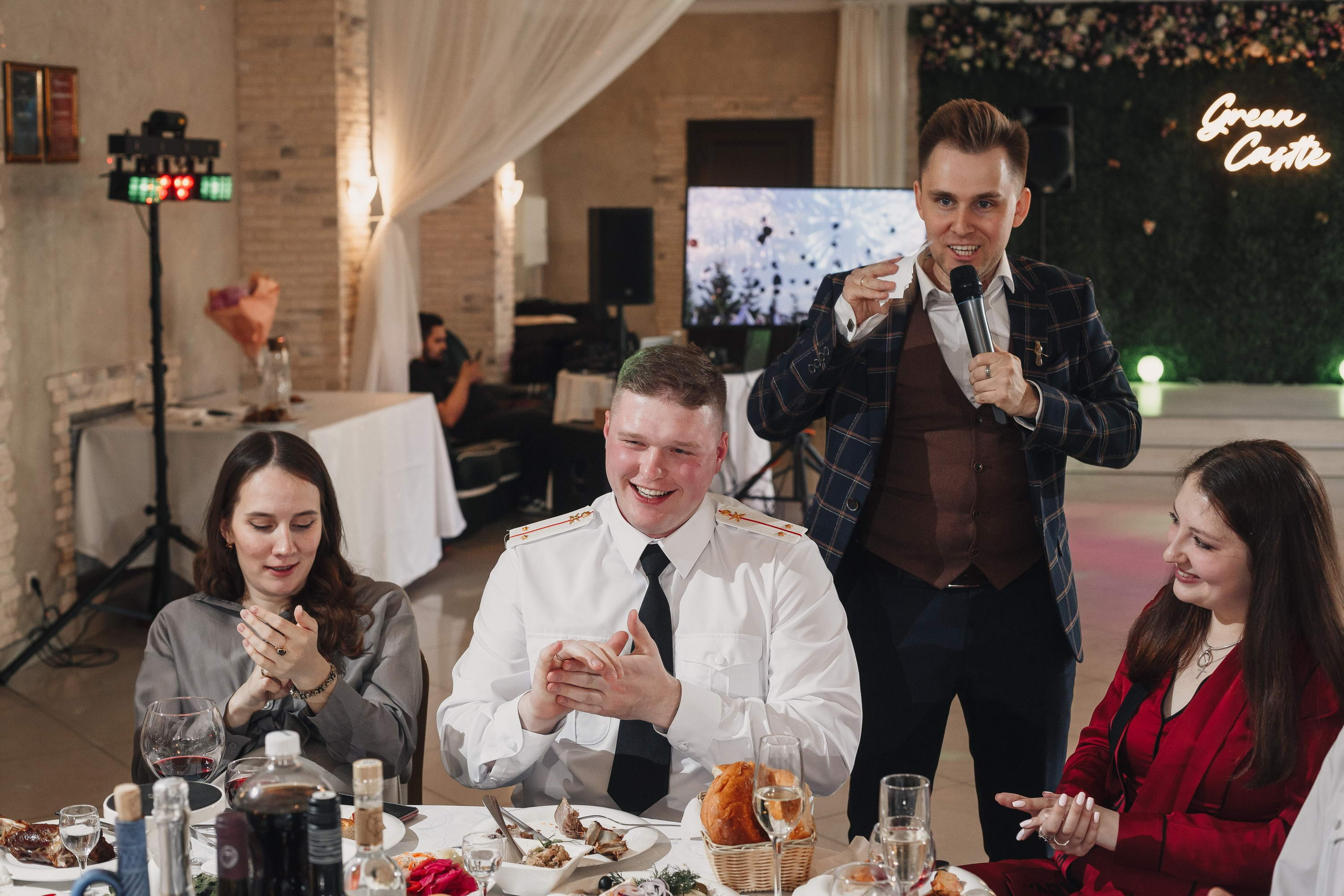 Банкет офицеров выпускников академии связи. Свадебный фотограф Игорь Брундасов 8PHOTO на свадьбу венчание загс СПб