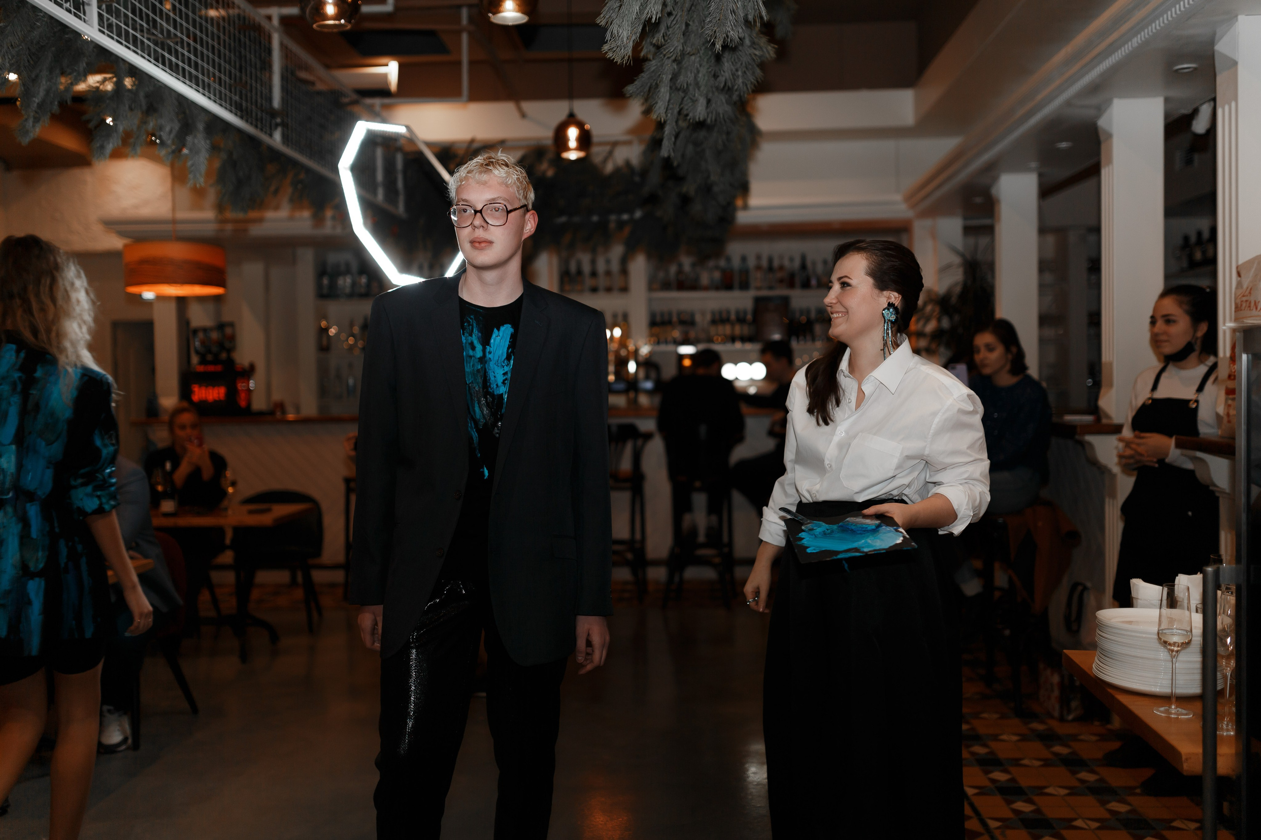 Модный показ в Пицца-Бар. Портретный фотограф в Симферополе Екатерина Аляпина