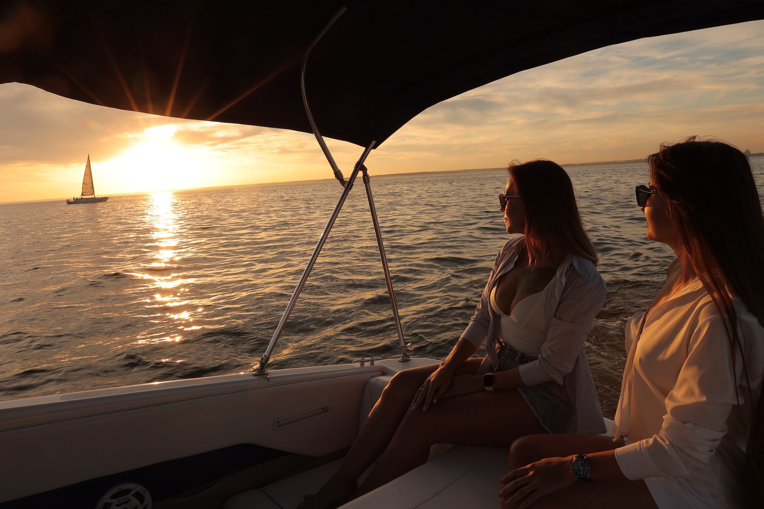 Прогулка на катере август 2024. Фотограф Алина Ионычева в Новосибирске