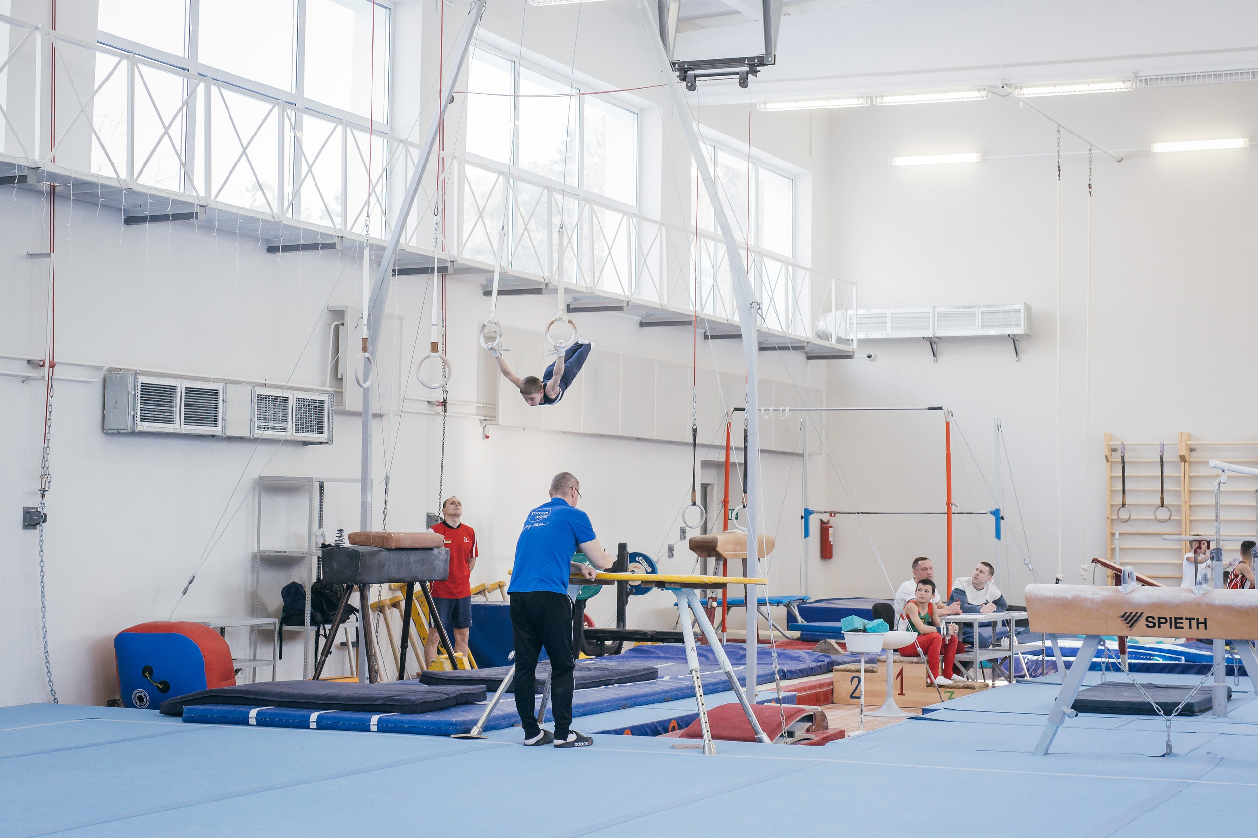 Съёмка для СДЮШОР по спортивной гимнастике. Портретный и семейный фотограф в Минске