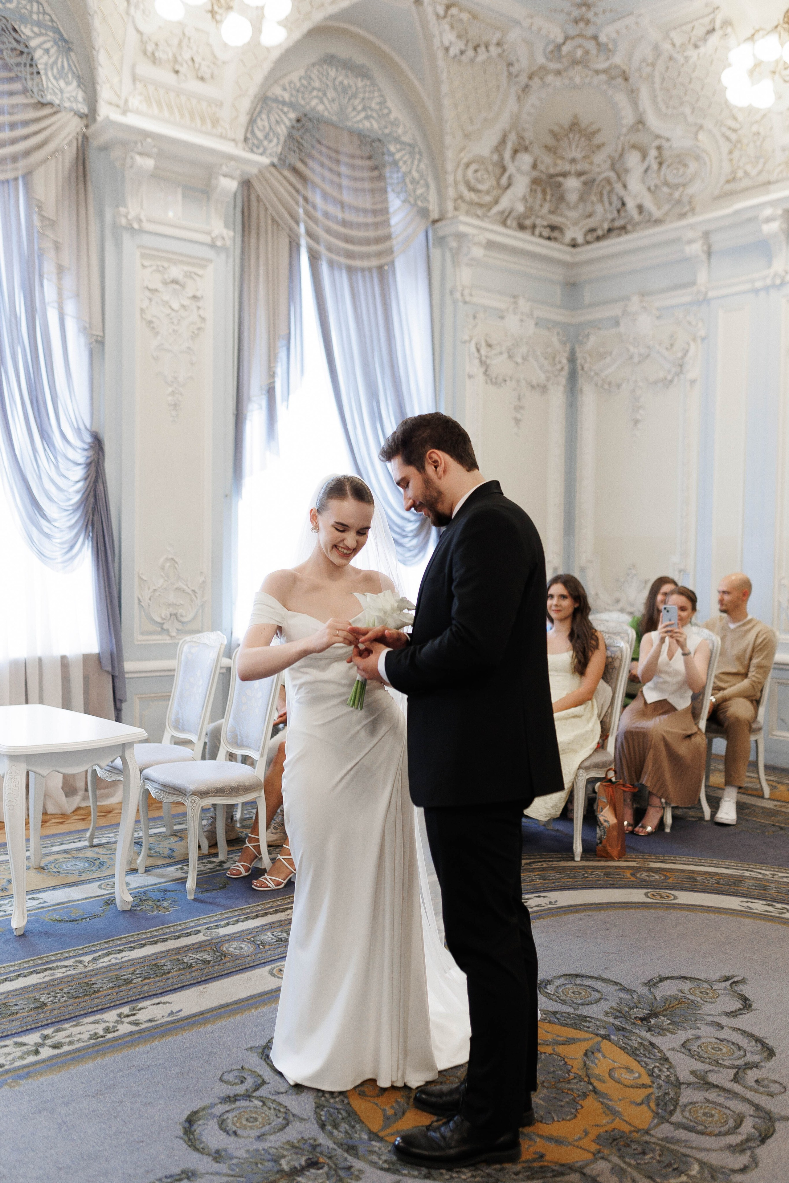 …. Свадебный фотограф в Санкт-Петербурге Александра Чукавина