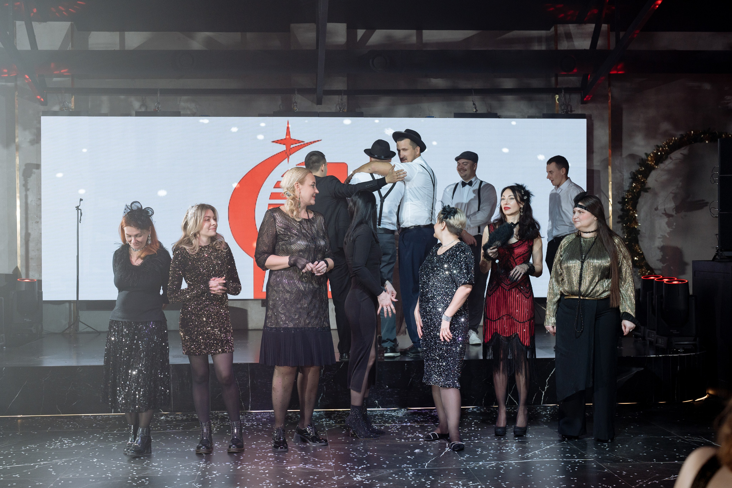 Альбион Тур