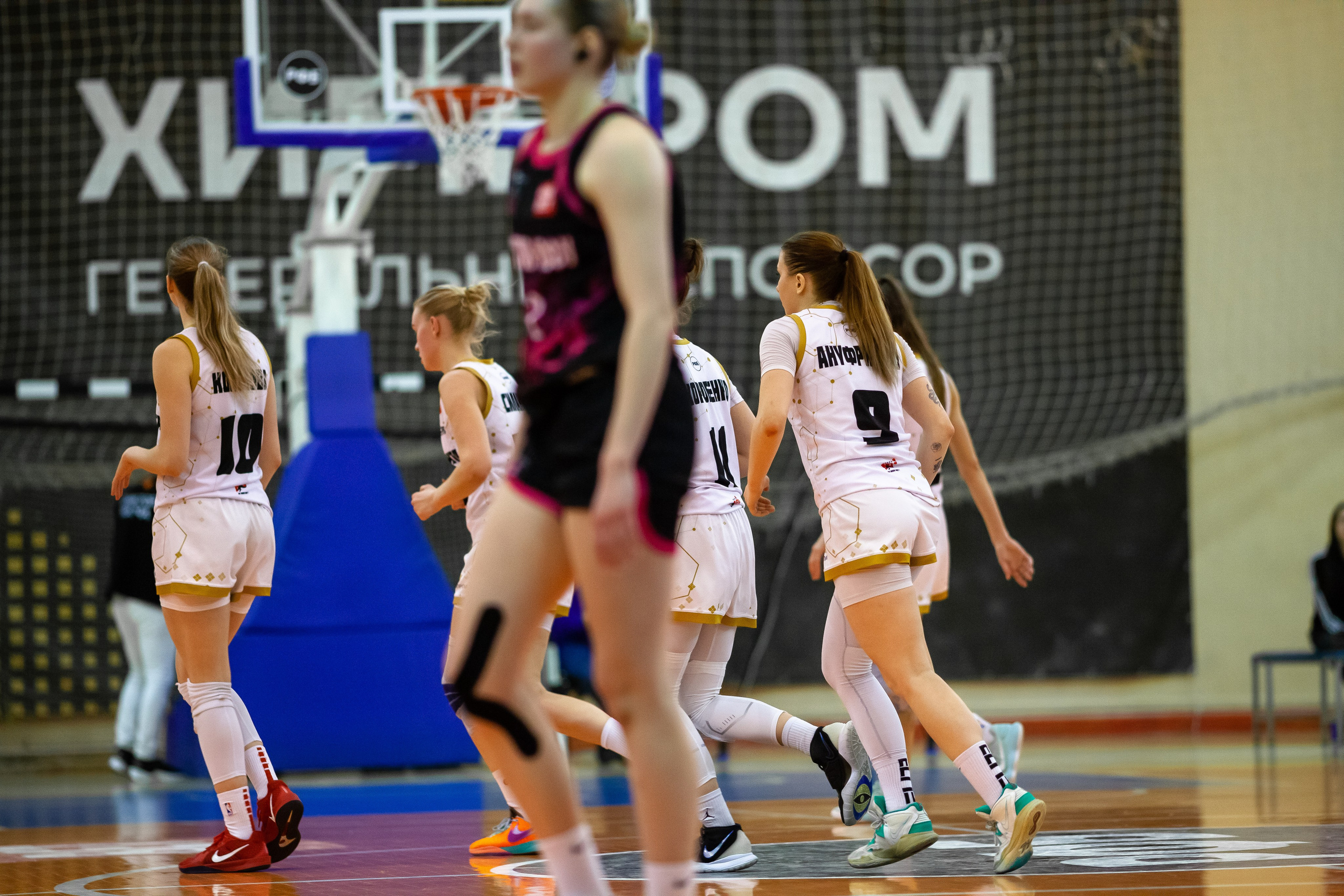 ЧГУ-Атланта — Ростов-ЮФУ / 1 игра. Фотография