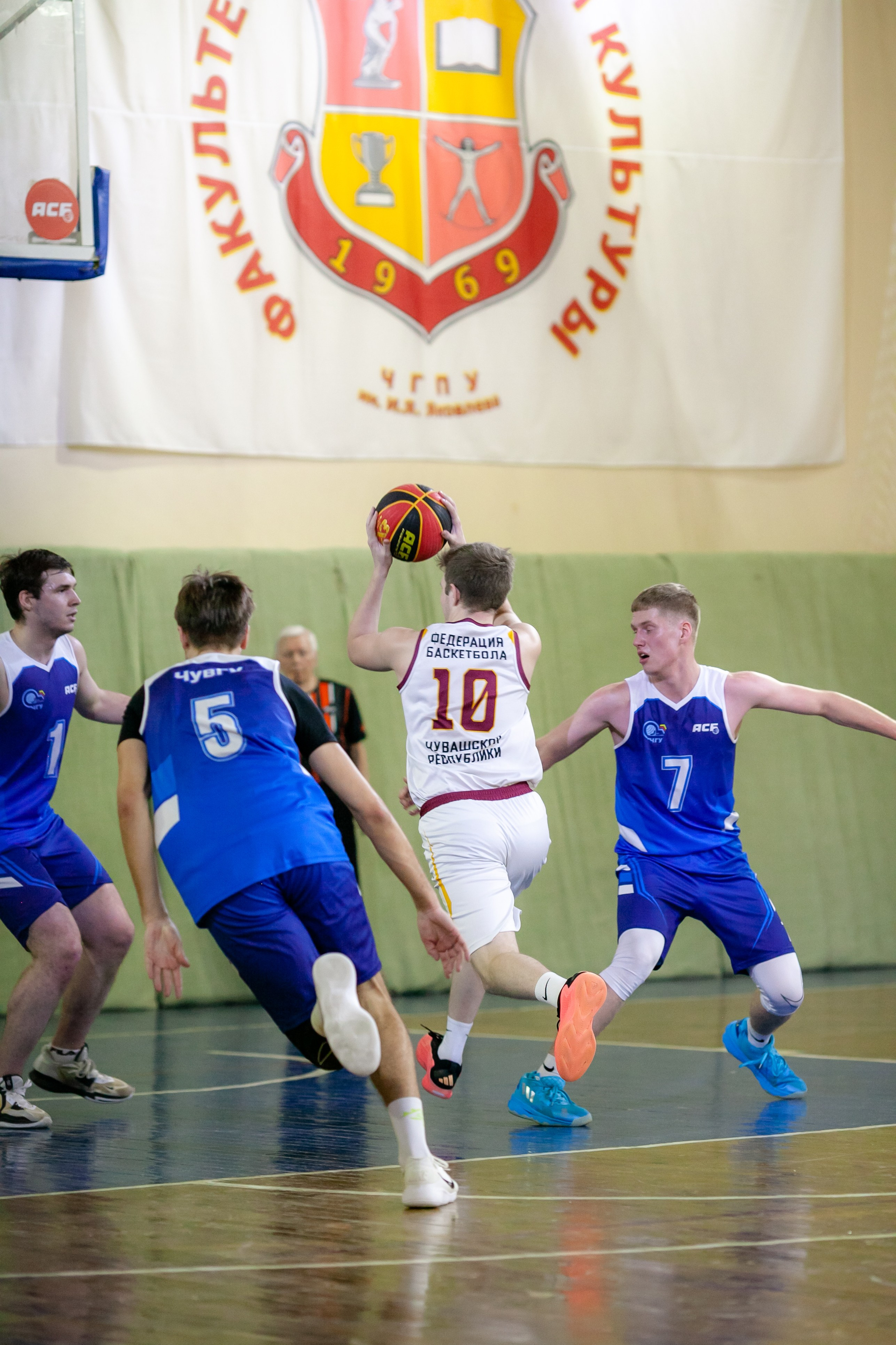 3×3. Фотография