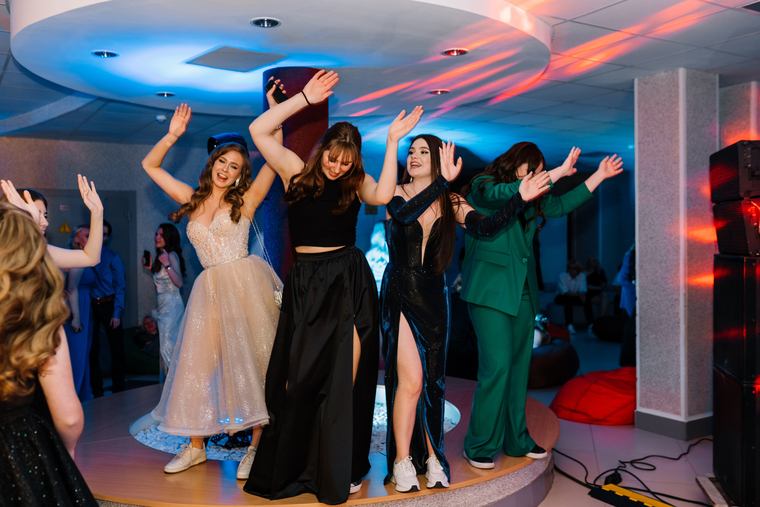 Выпускной 61 школа