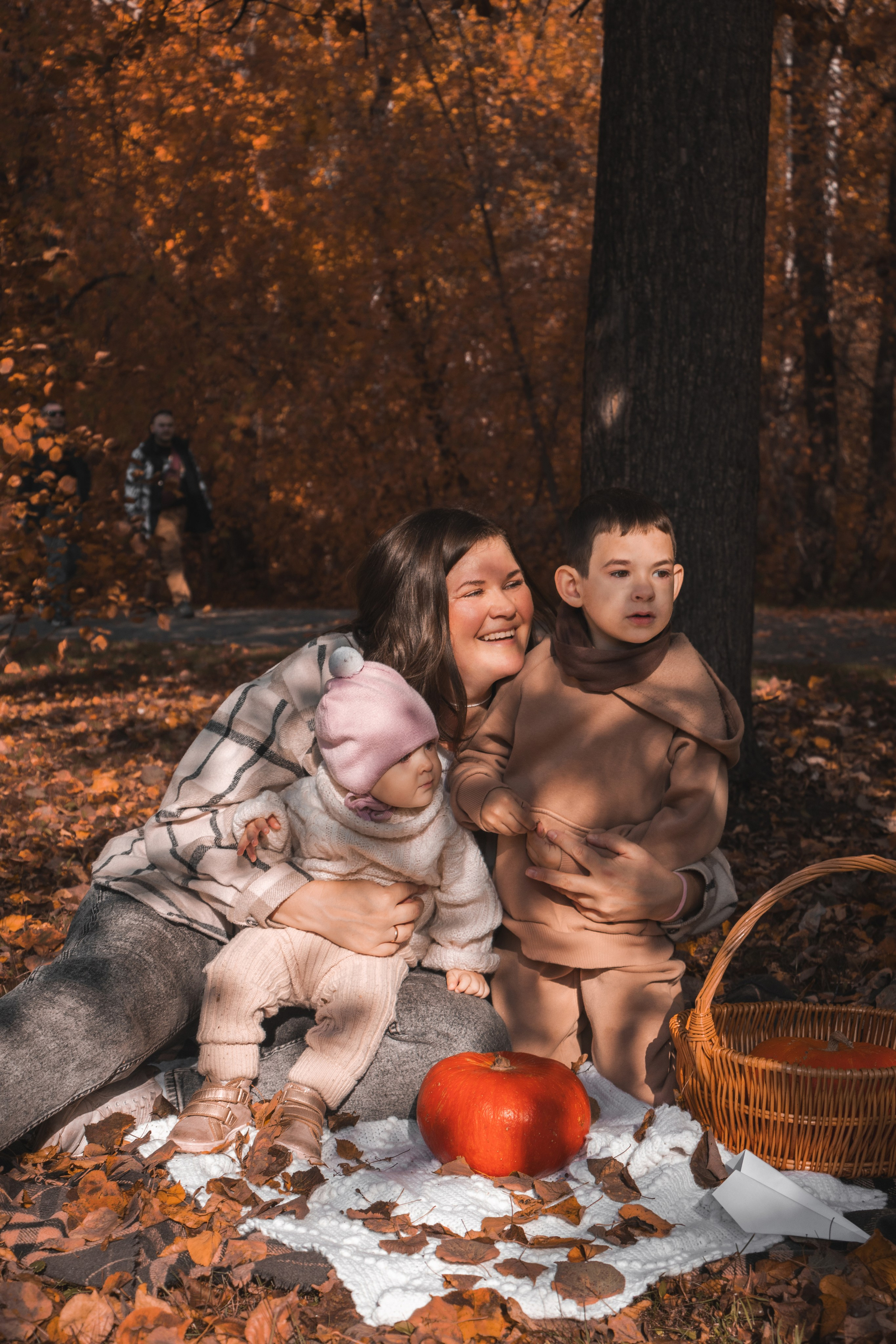 Семейная фотосессия Томск. Семейный фотограф Томск. Семейная фотосъёмка Томск. Фотограф в Томске Дарья Пучкина