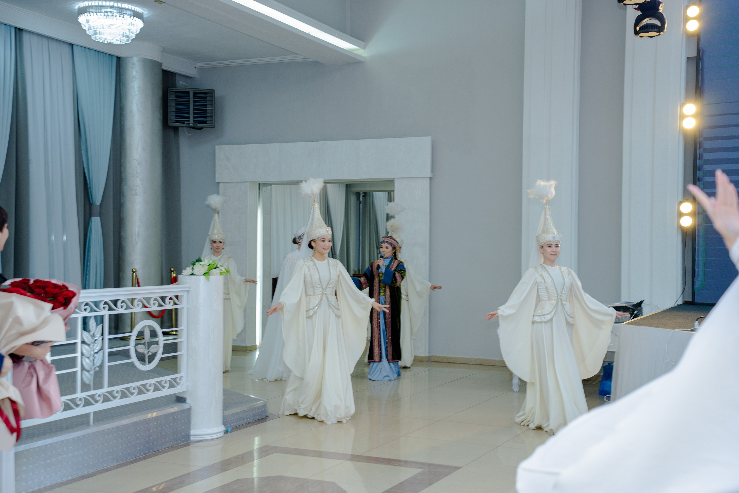 KAMILLA QYZ UZATU. Nomad media