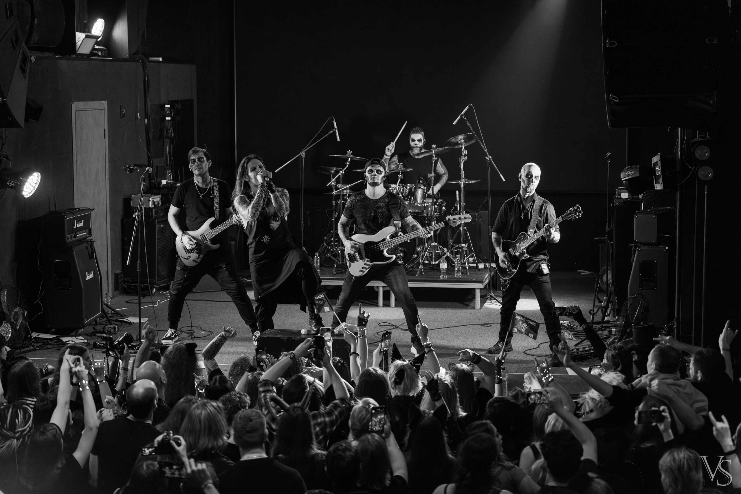 Above the stars. Проклятие Мамбо. Фотограф Виктор Степанов