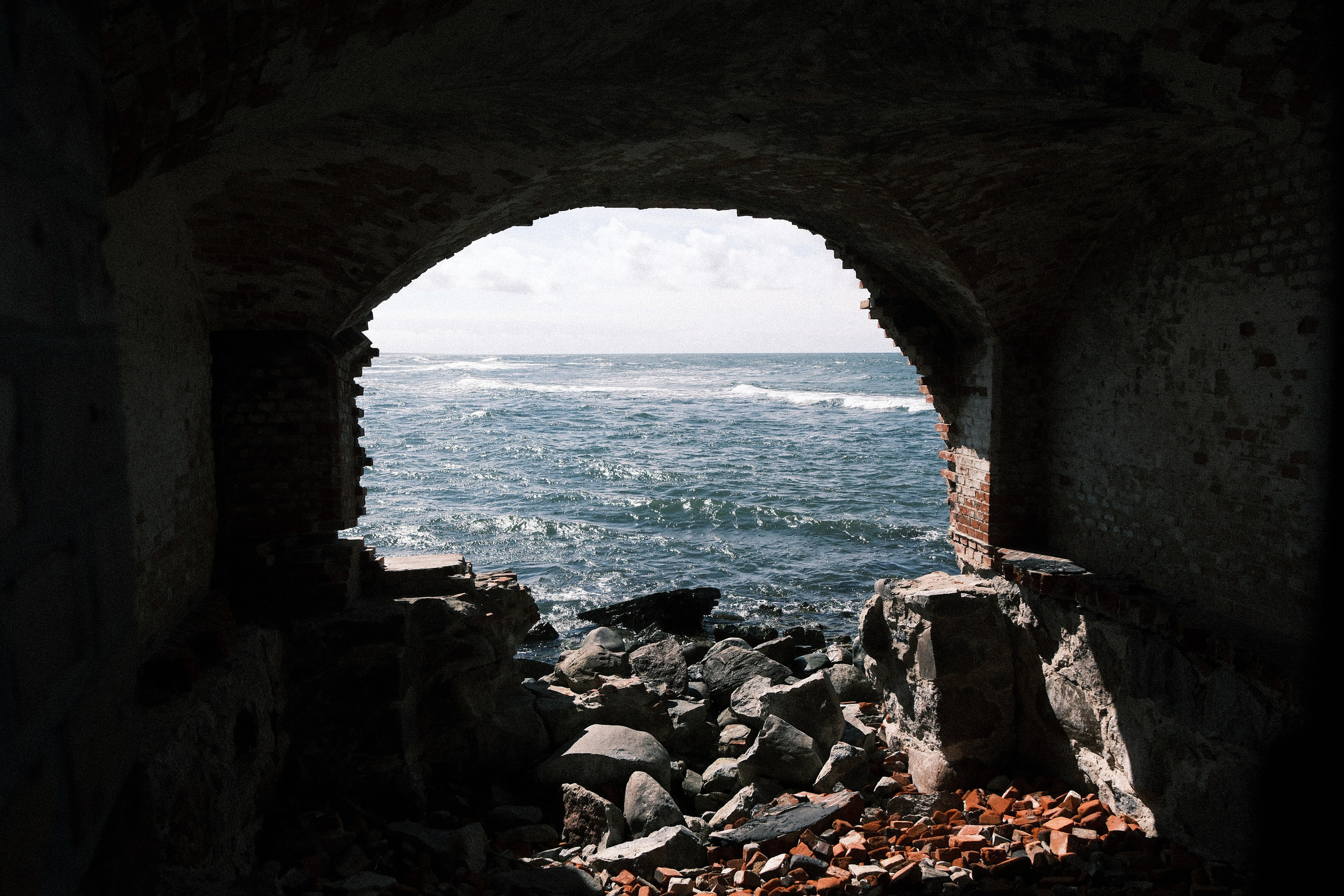 Koenigsberg. M. Neizvestniy — уличная и спортивная фотография