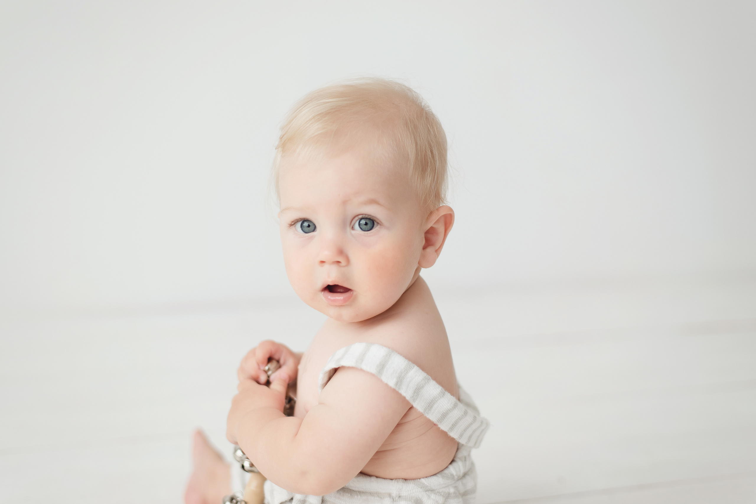 Фотосессия до года в Пскове. Фотограф новорожденных , семейный и  детский фотограф в Пскове Иванова