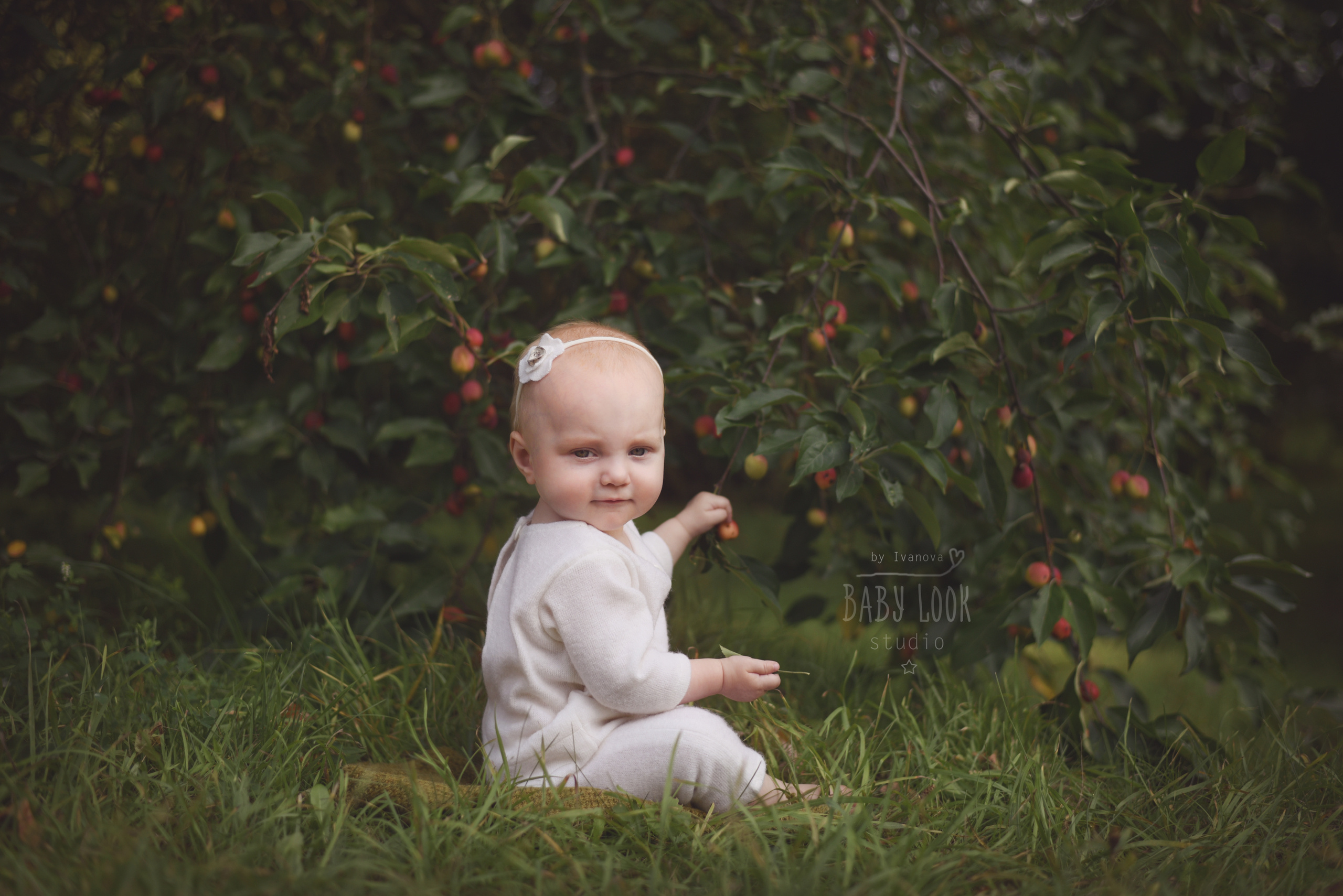 Фотосессия до года в Пскове. Фотограф новорожденных , семейный и  детский фотограф в Пскове Иванова