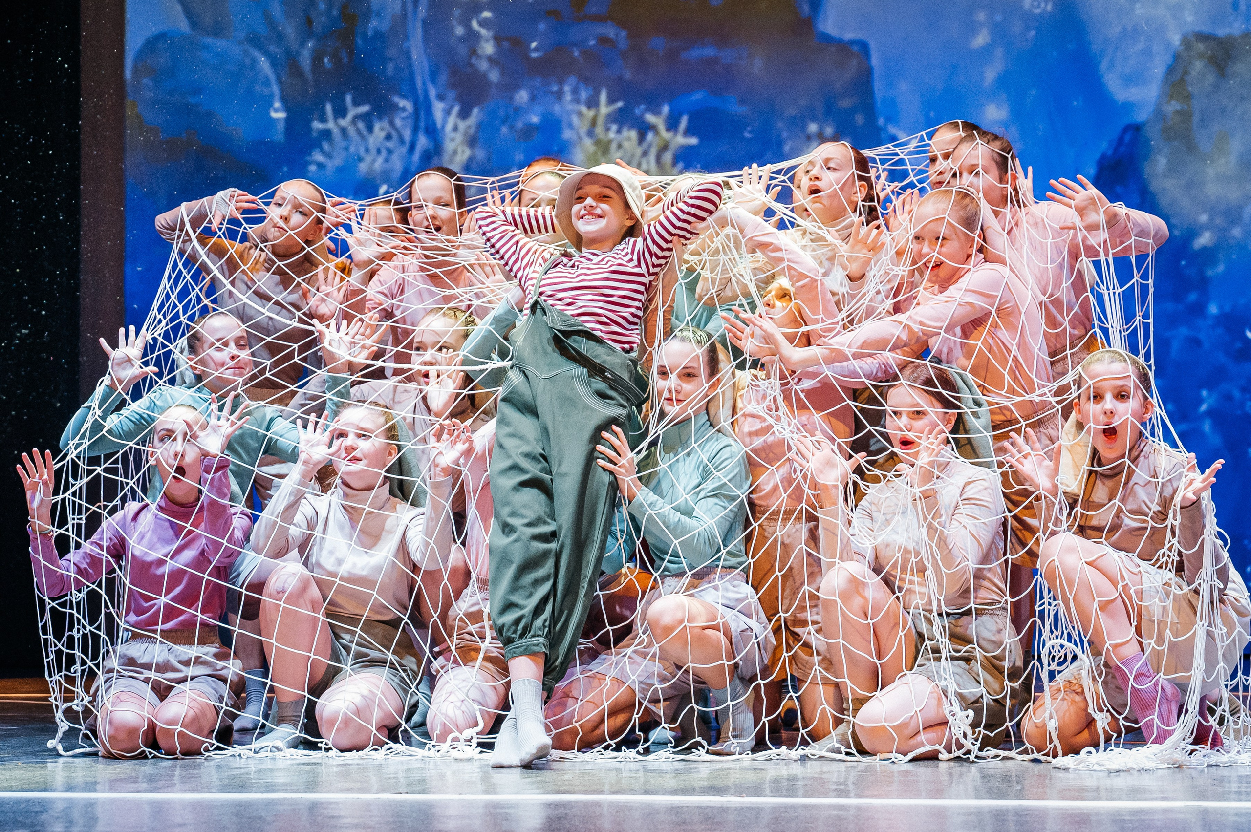 Танцы. Фотограф Елена Рогашкова