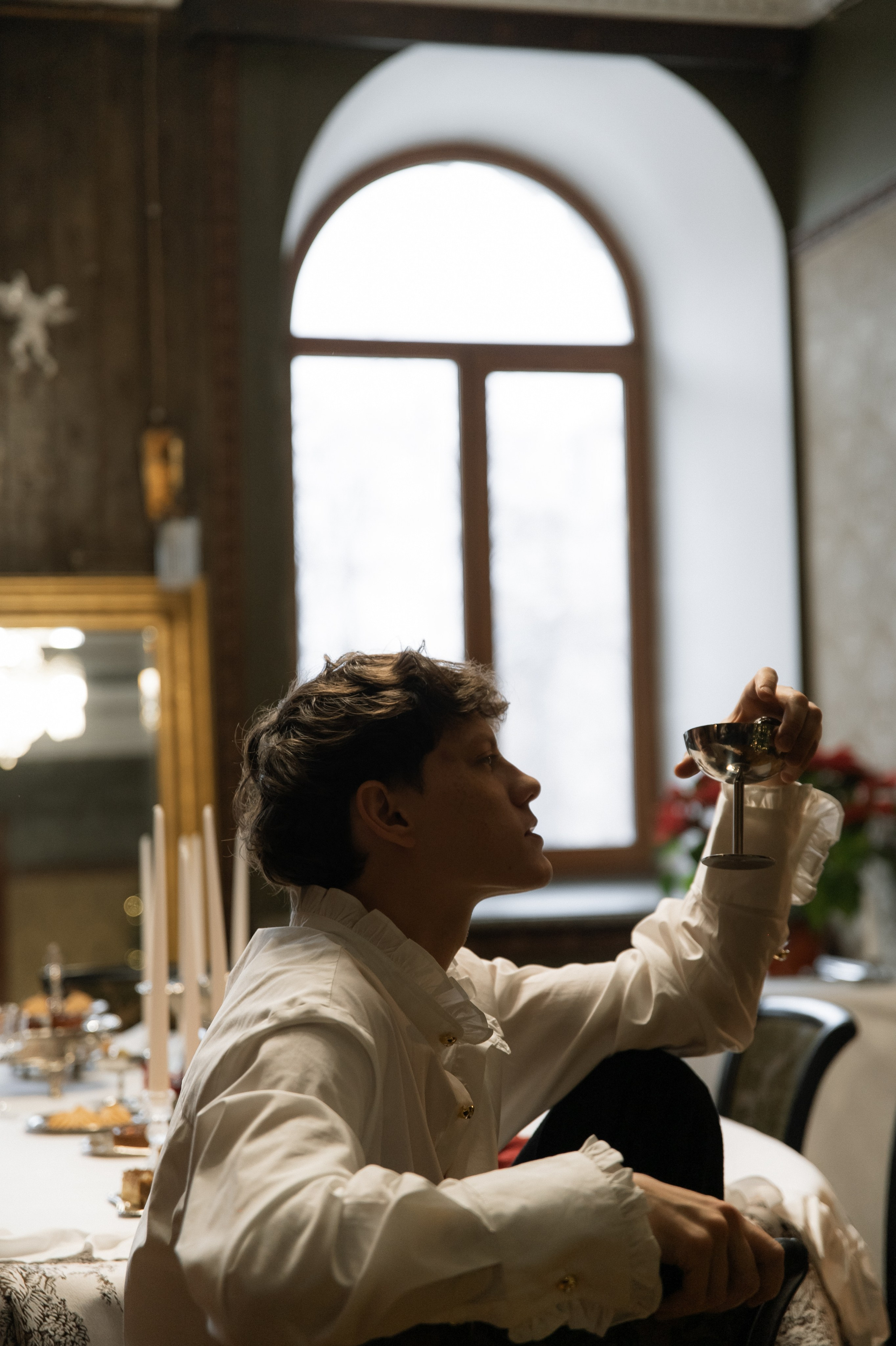 Свадебная съемка в исторической квартире на Чистых прудах. Ярослава Ерина — свадебный фотограф в Москве