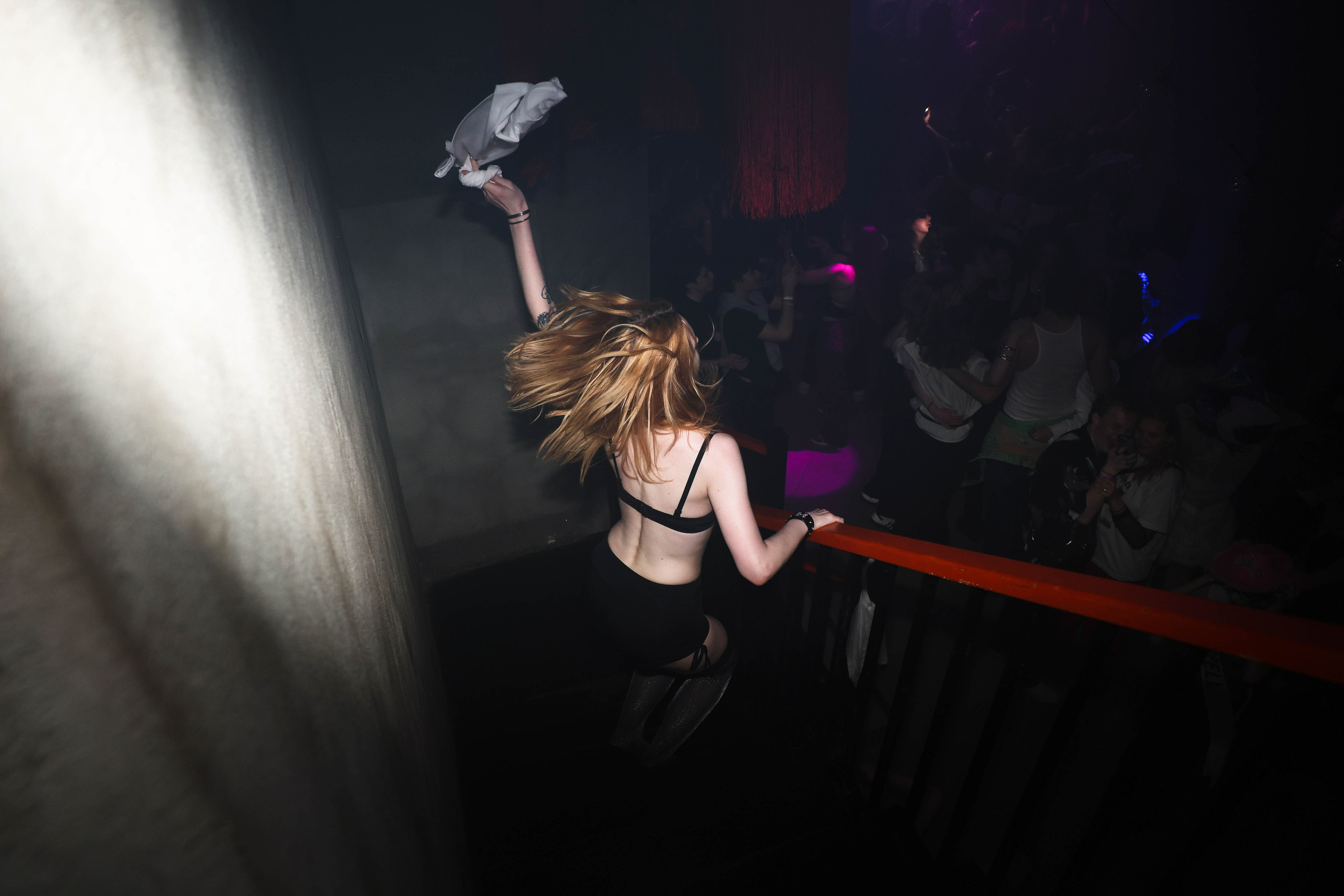 Вечеринки / вспышка. Репортажный фотограф в Москве Арина Антонова