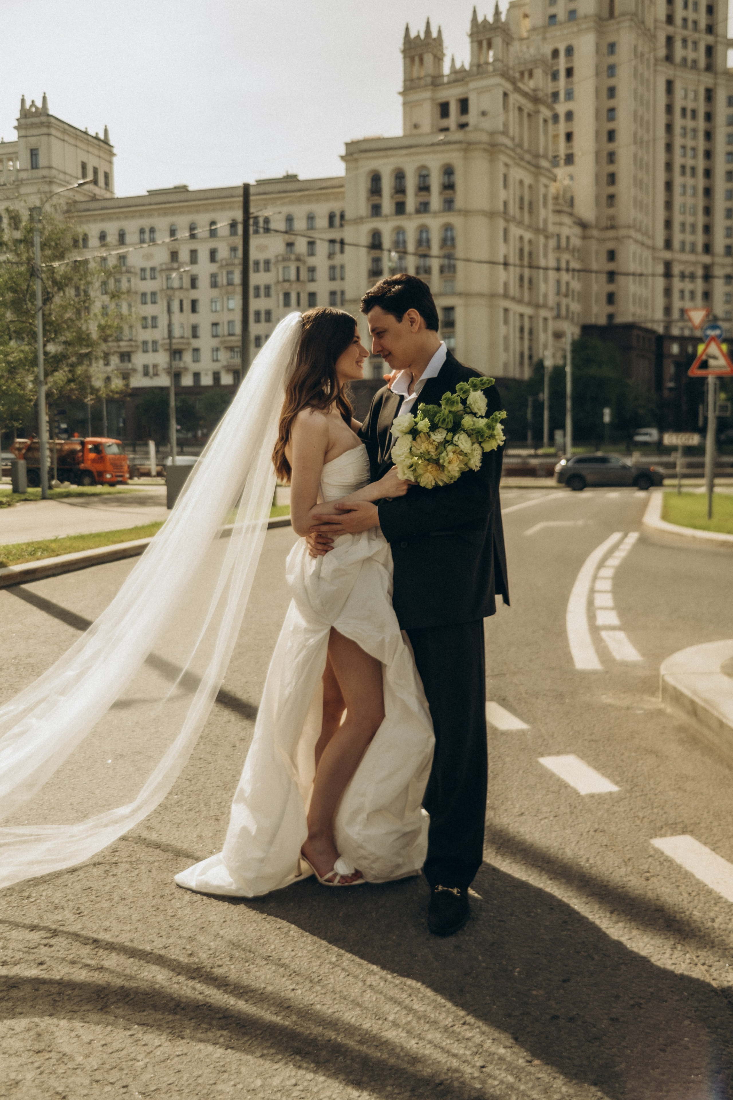 Солнечная прогулка. Гаврилова Настя семейный фотограф lifestyle в Москве