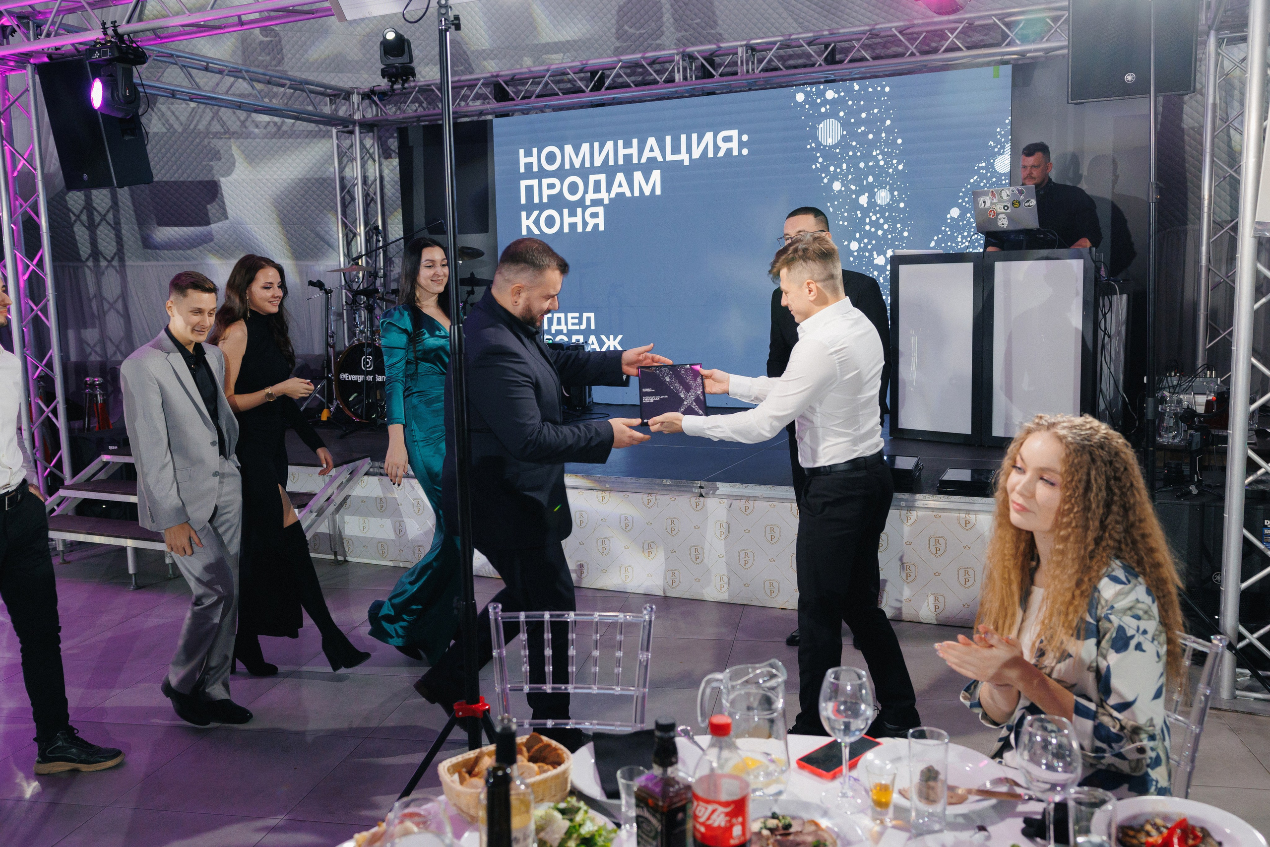 КОРПОРАТИВ КОМПАНИИ «FARES». Wedding and family photographer in Vladivostok Anton Blokhin