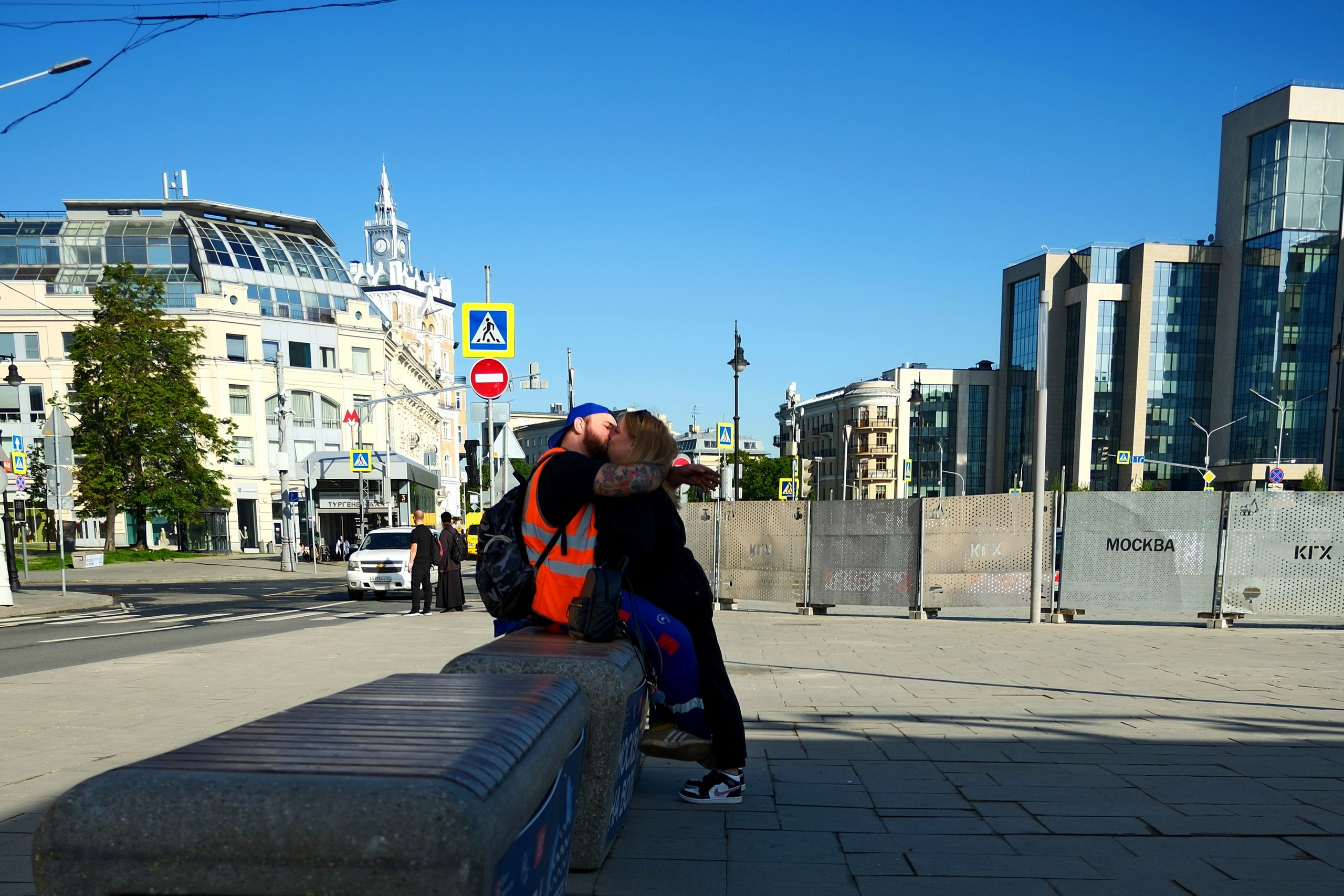 Улица, люди, жизнь…