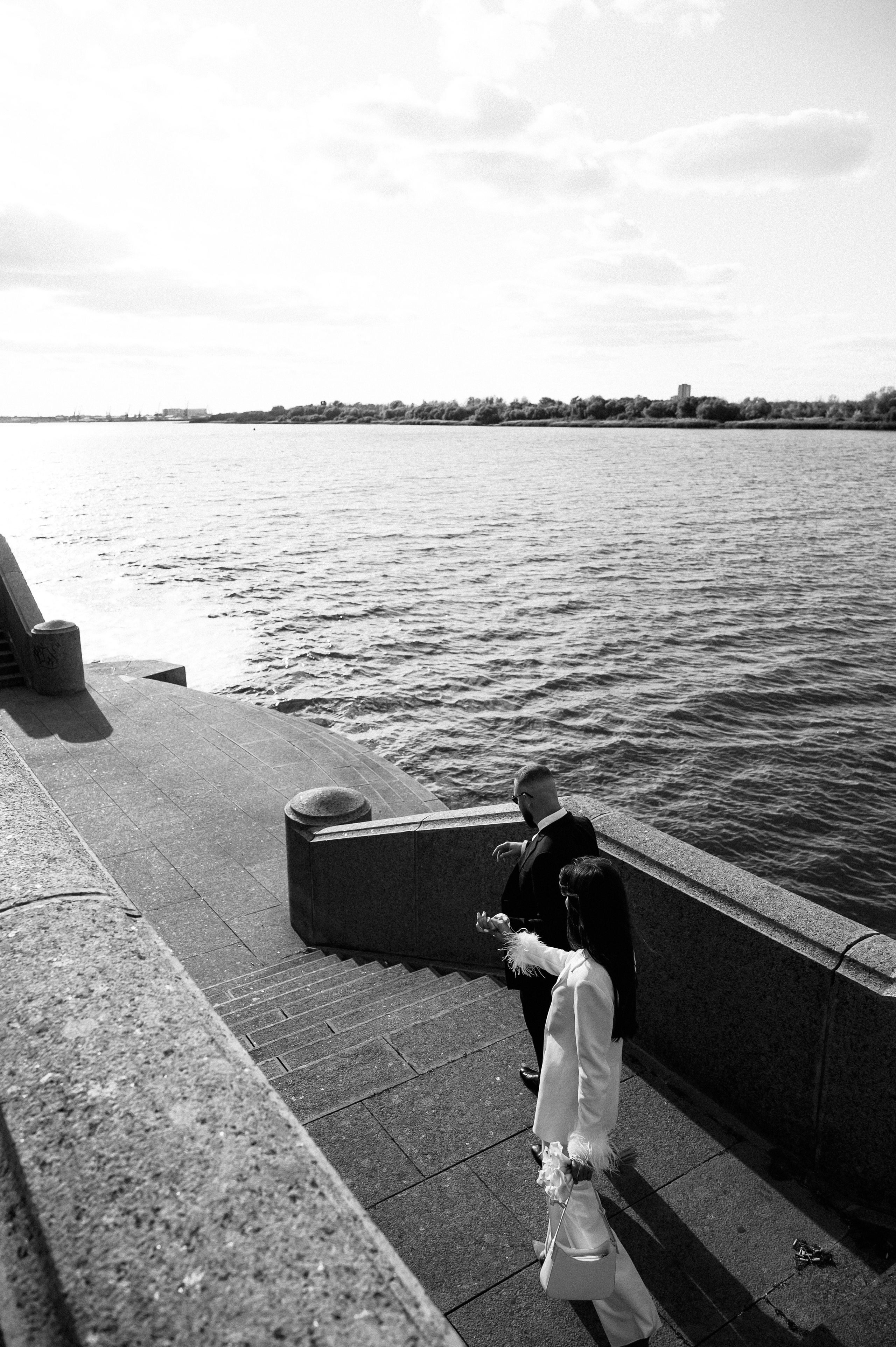 Astrakhan street wedding. Wedding photographer