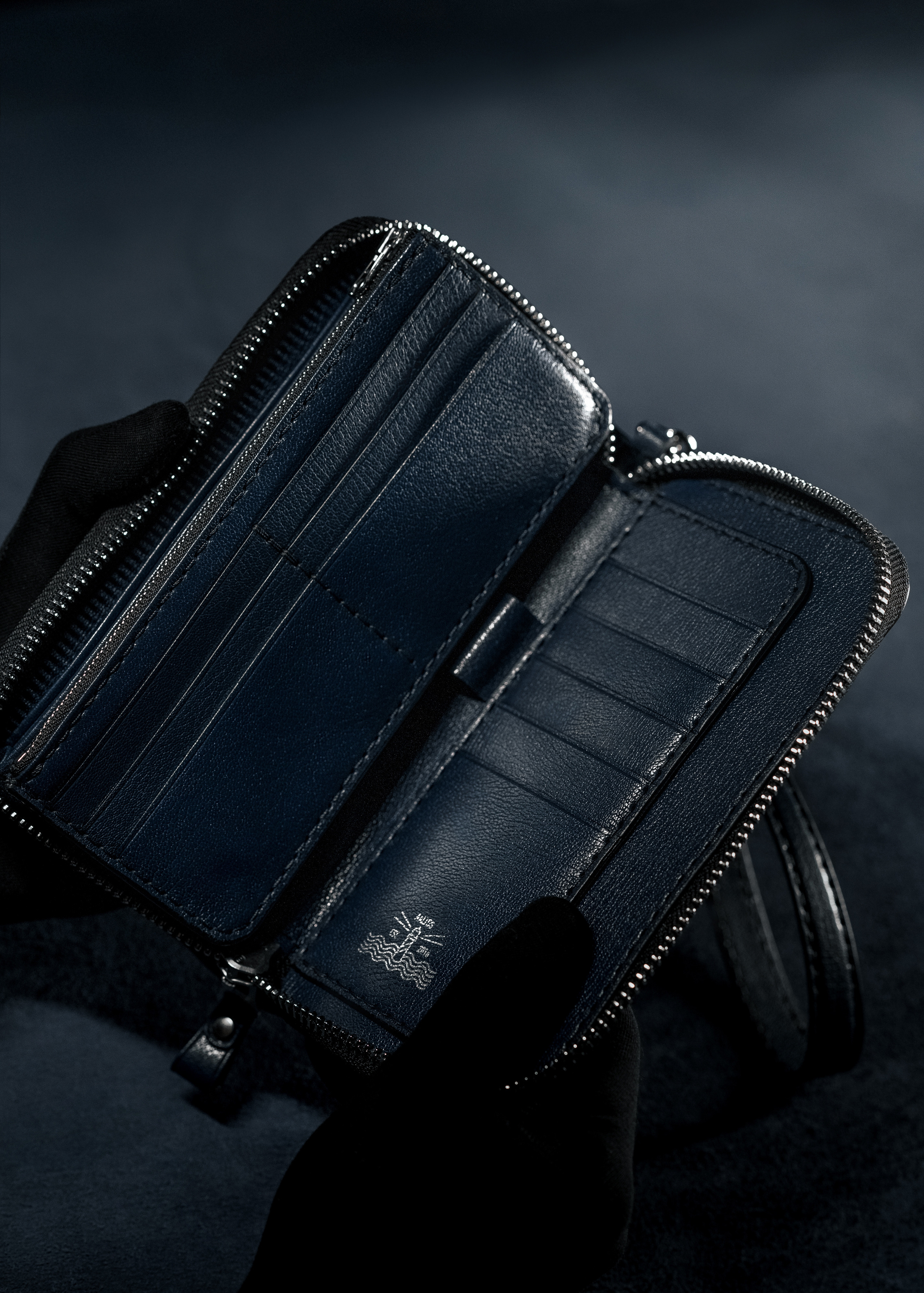 Кожаный клатч ручная работа кожевенная мастерская Aaltos.ru. Юля Дэй • Фотограф, Санкт-Петербург