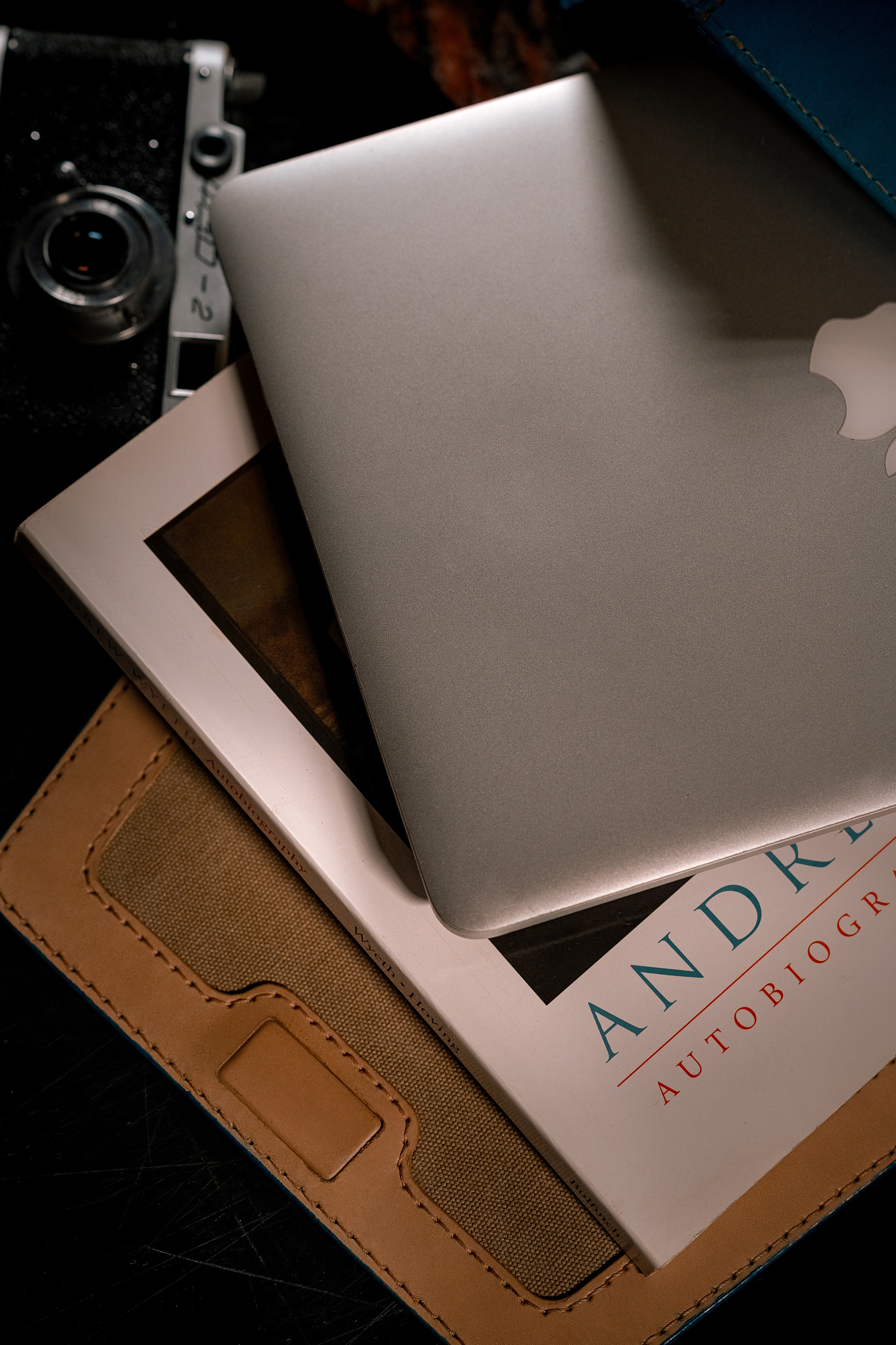 Контент-съемка, кожаный рюкзак для кожевенной мастерской Aaltos.ru. Юля Дэй • Фотограф, Санкт-Петербург