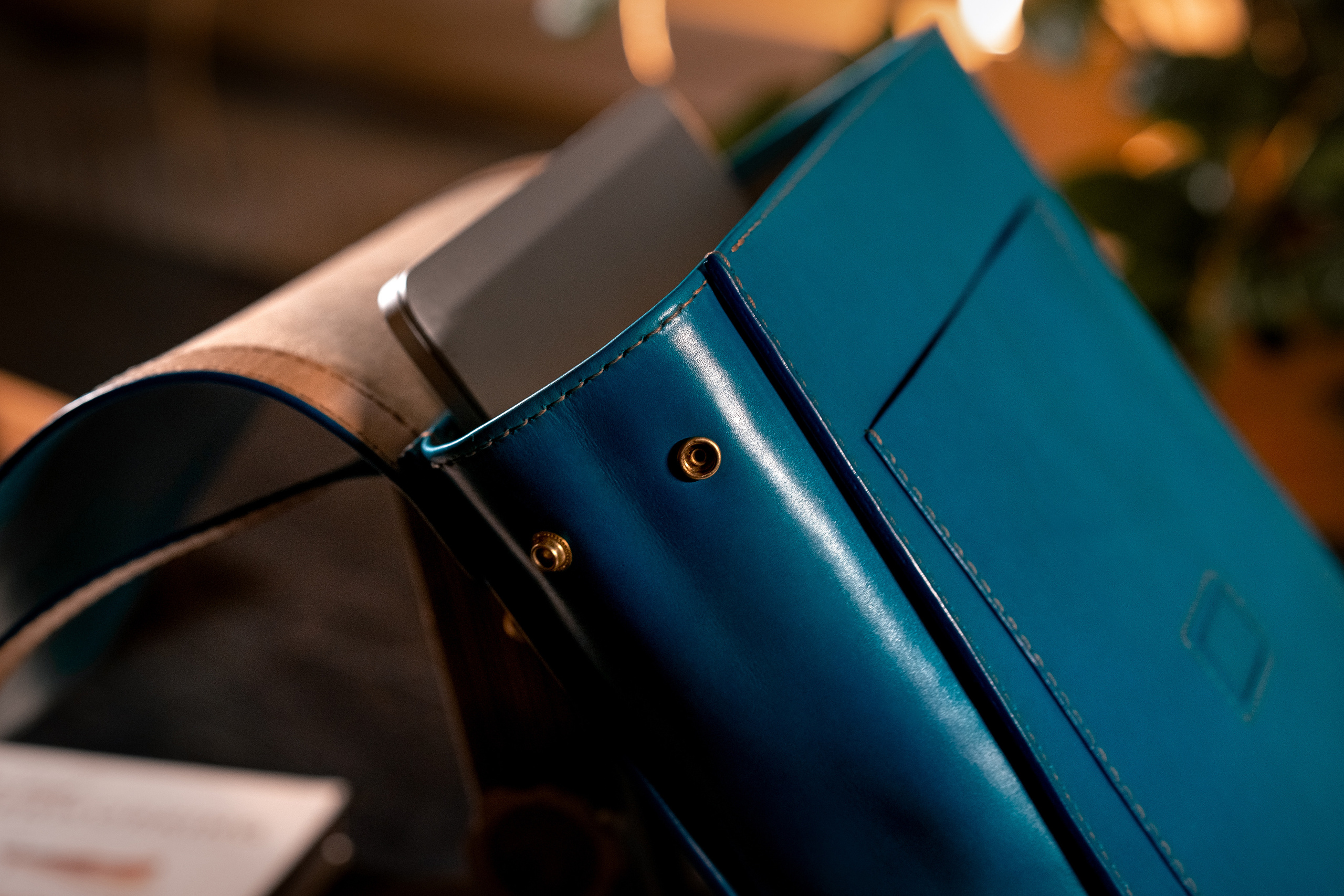 Контент-съемка, кожаный рюкзак для кожевенной мастерской Aaltos.ru. Юля Дэй • Фотограф, Санкт-Петербург