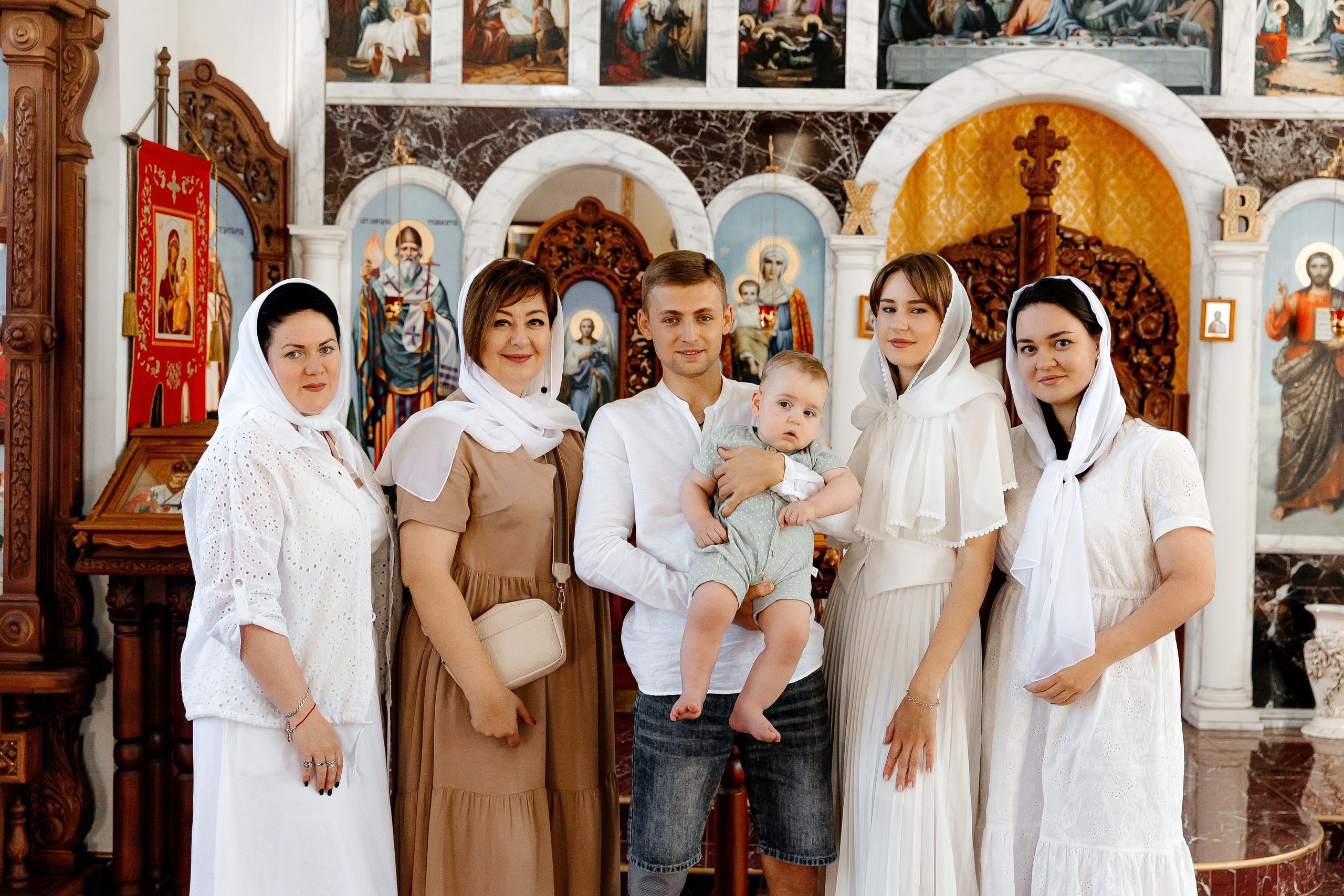 Крещение. Город Кропоткин. Церковь Петра и Павла. Свадебный фотограф Кропоткин Краснодар