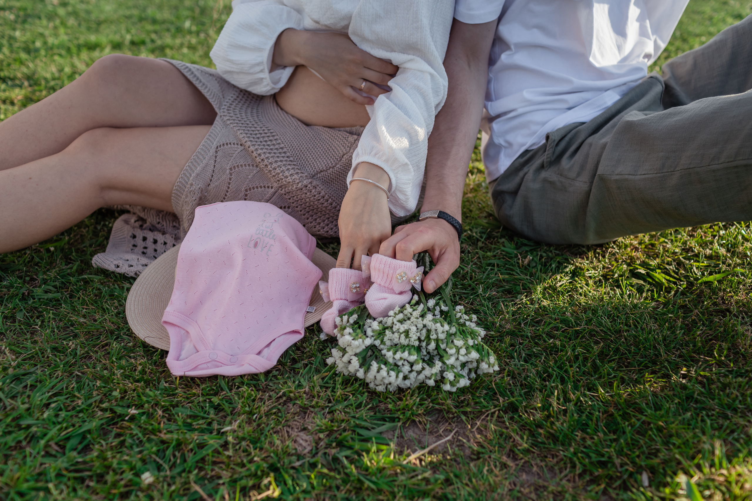 Magical waiting time for baby. Professional family and children’s photographer in Izmir Irina Eron