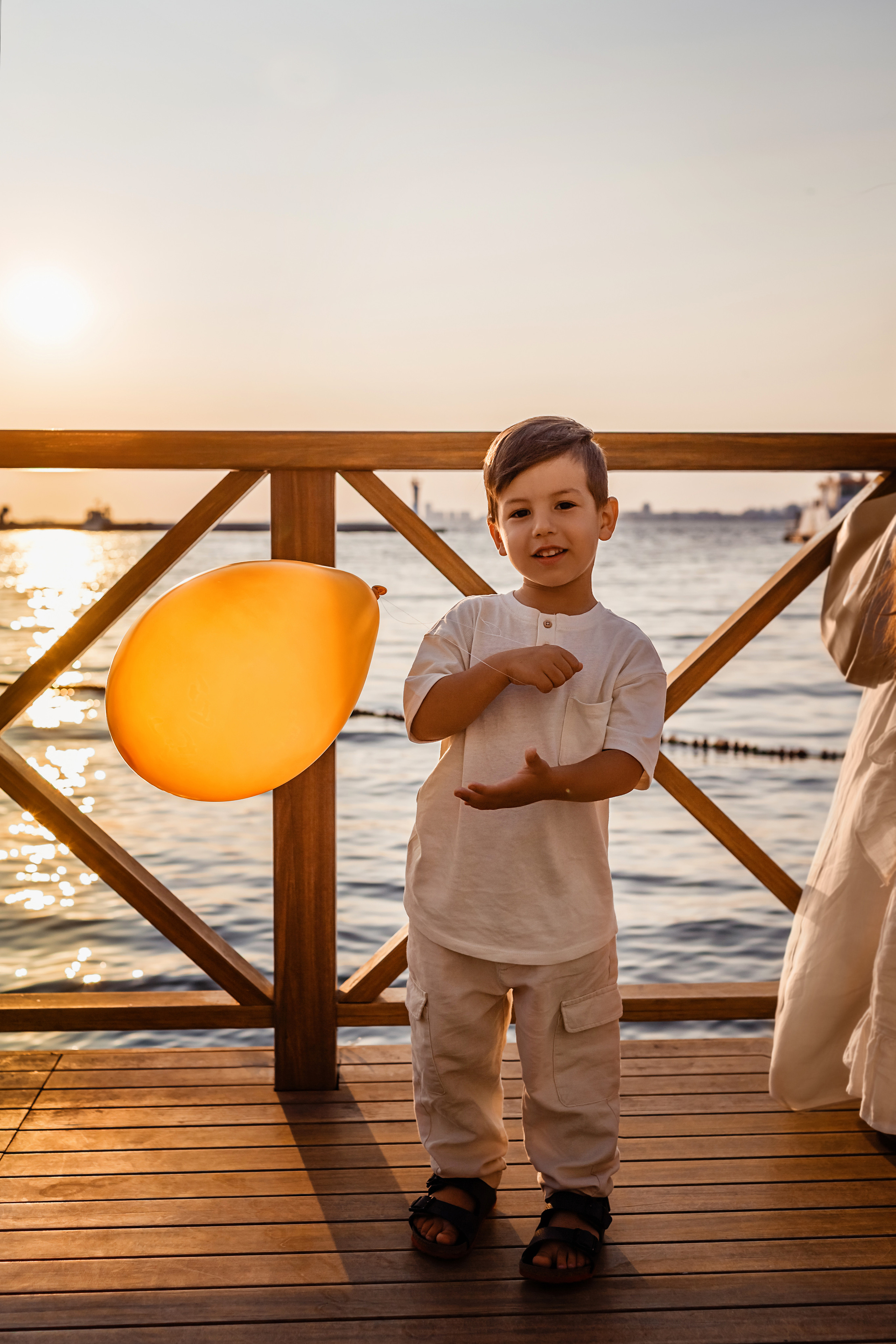 Family photoshooting ai izmir. Professional family and children’s photographer in Izmir Irina Eron