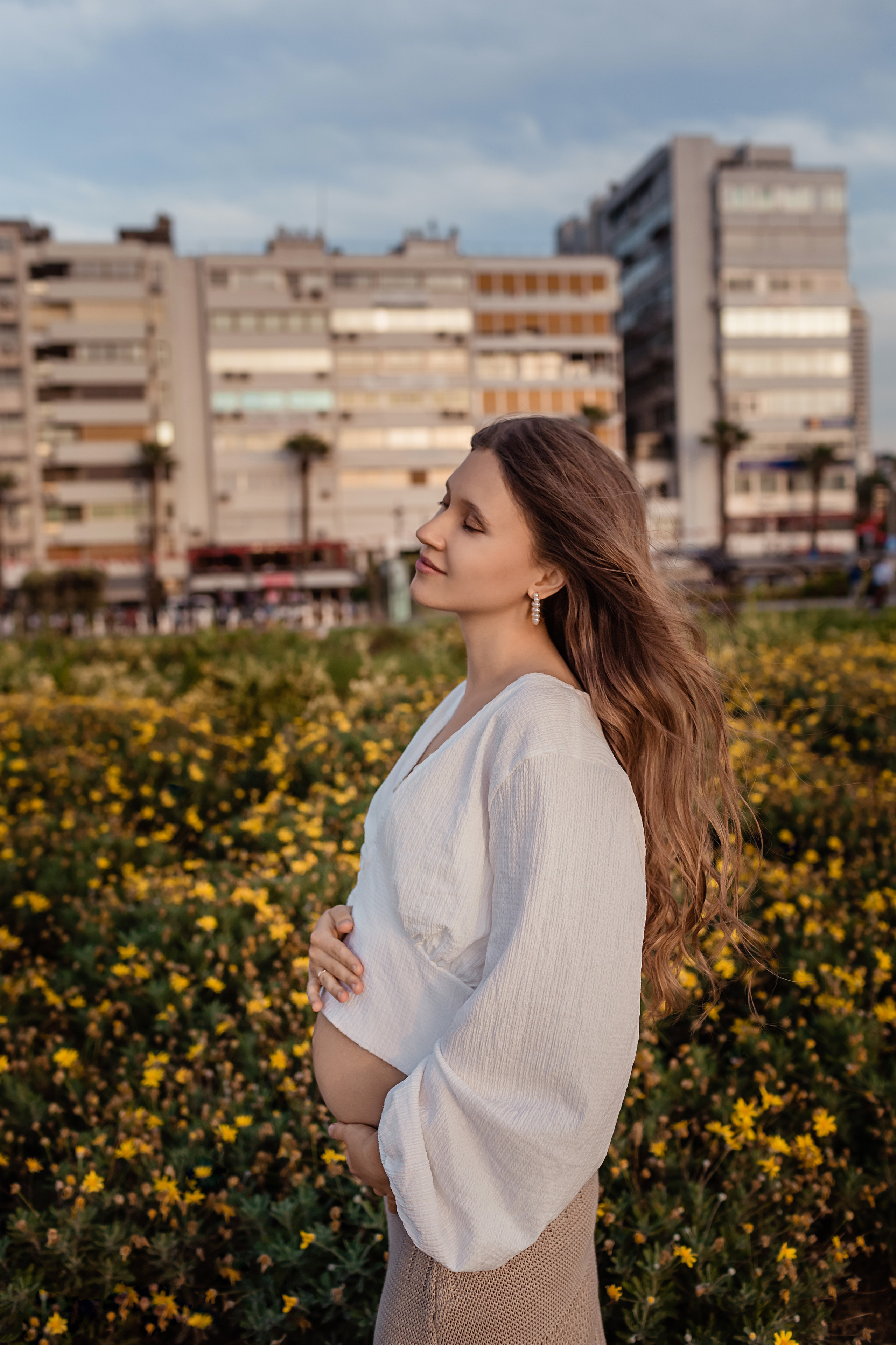 Magical waiting time for baby. Professional family and children’s photographer in Izmir Irina Eron