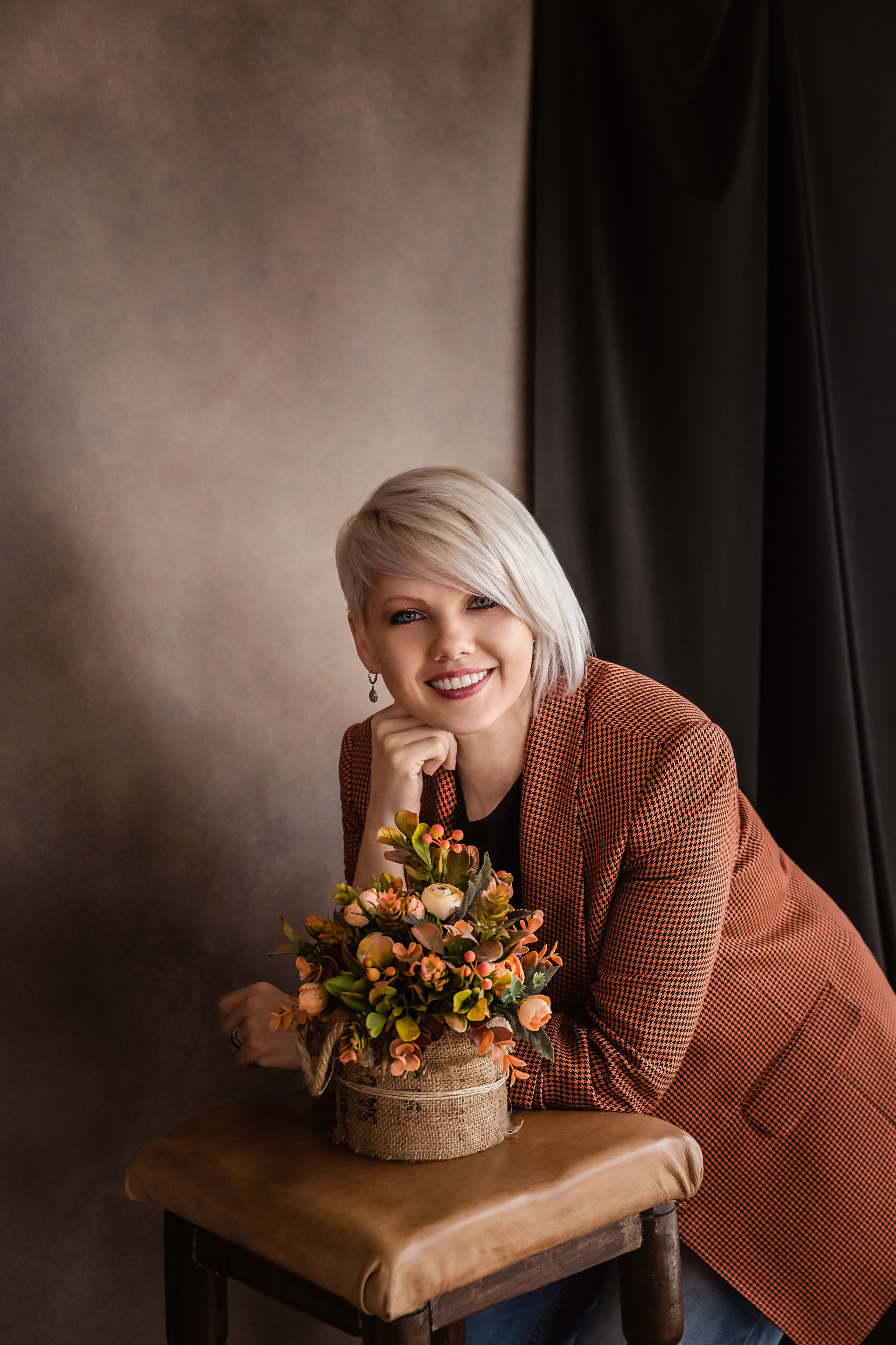 Content photo session for Irina and Hanife. Studio. Professional family and children’s photographer in Izmir Irina Eron