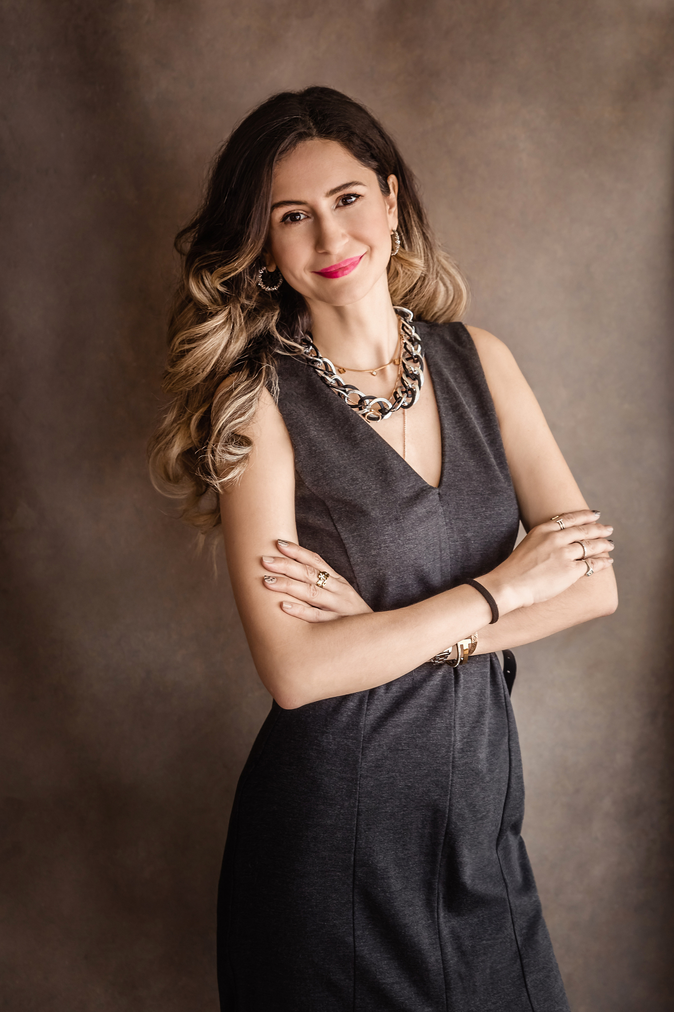 Content photo session for Irina and Hanife. Studio. Professional family and children’s photographer in Izmir Irina Eron